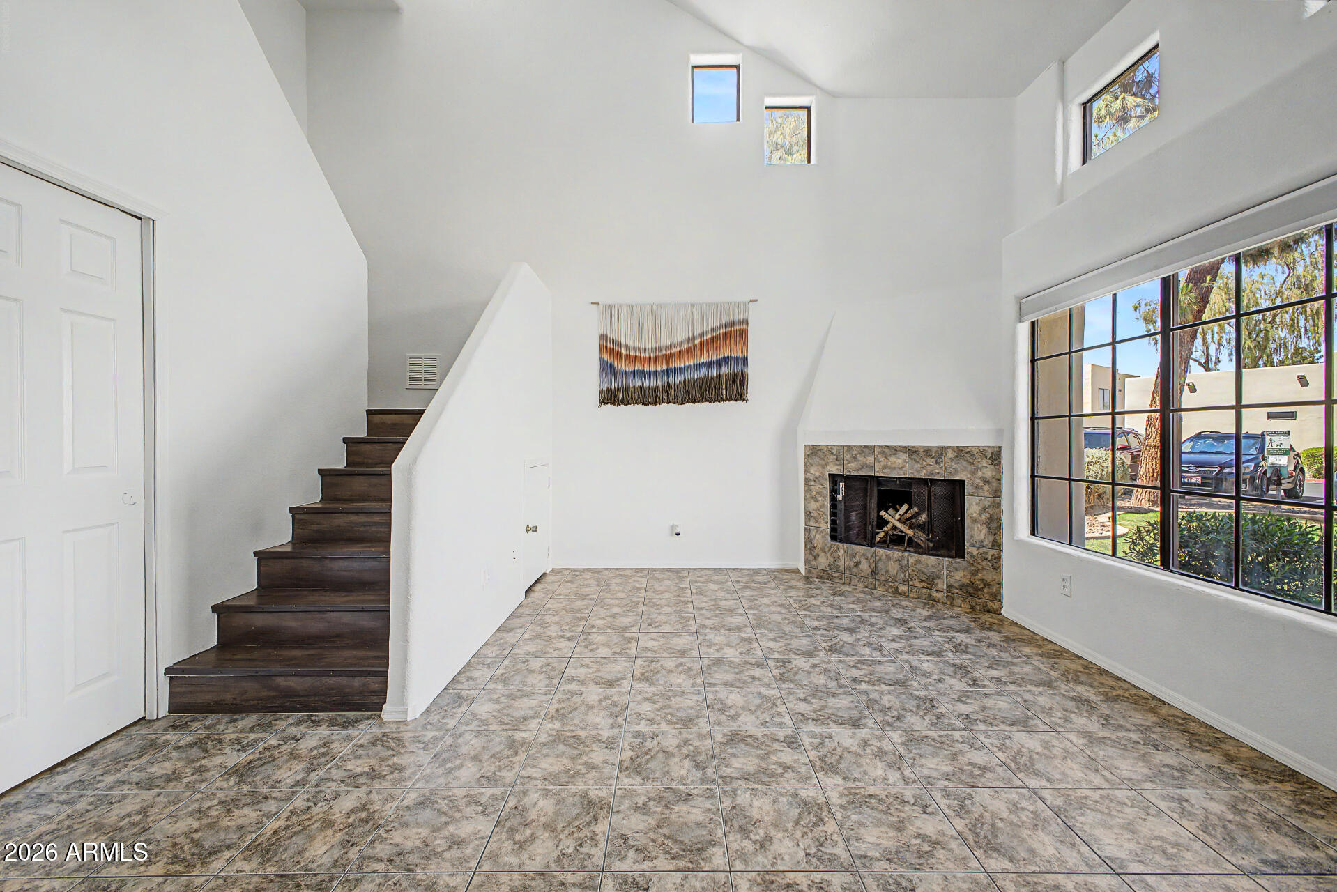 PUEBLO SANTA FE TOWNHOMES - Residential