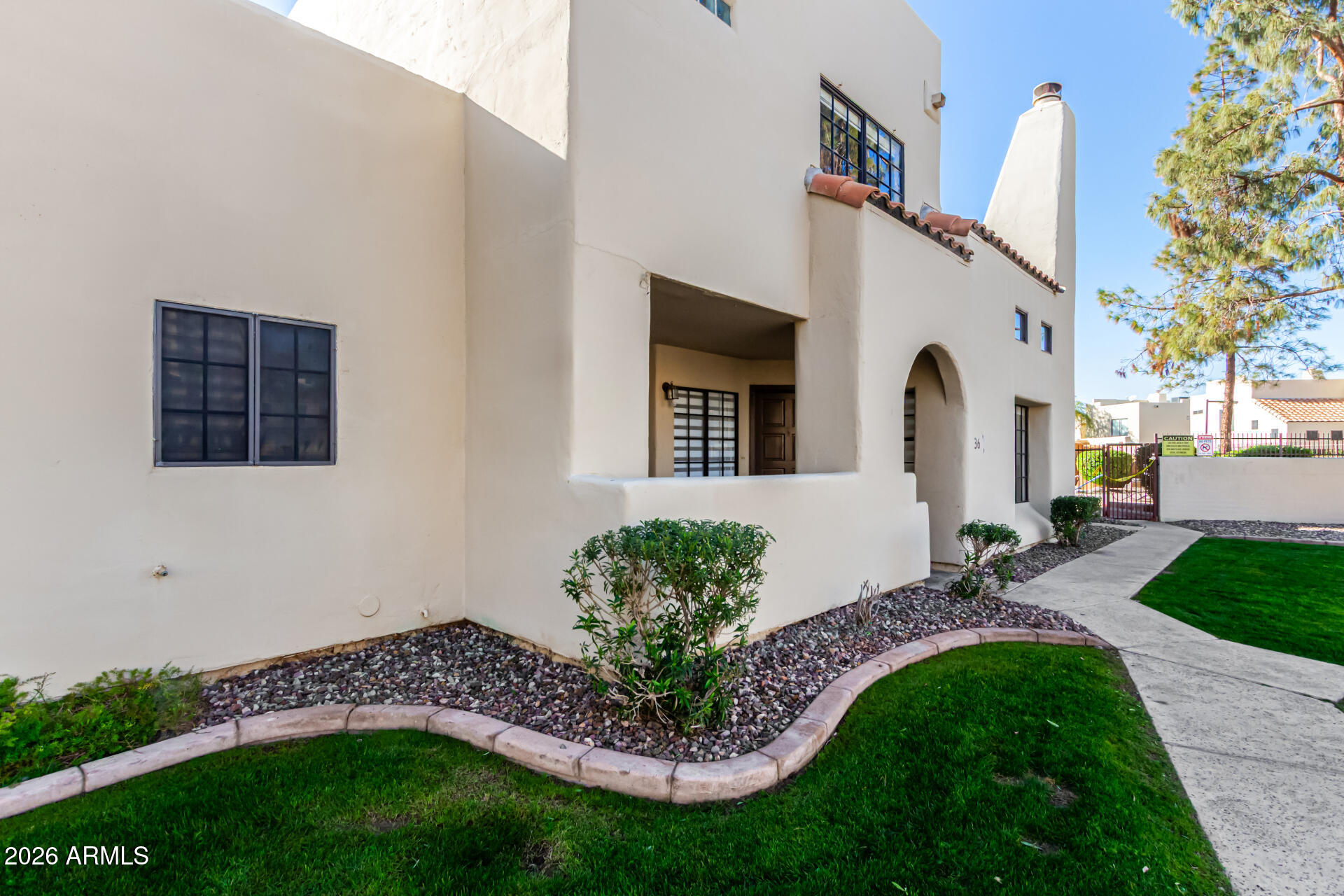 PUEBLO SANTA FE TOWNHOMES - Residential