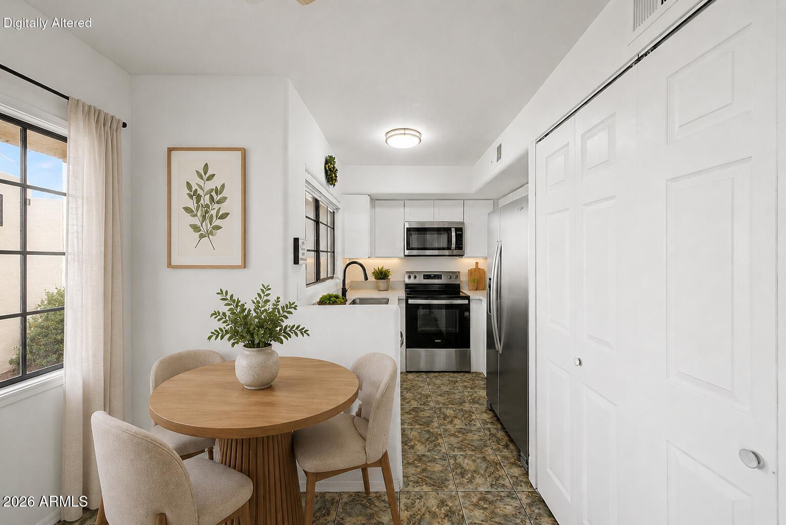 PUEBLO SANTA FE TOWNHOMES - Residential