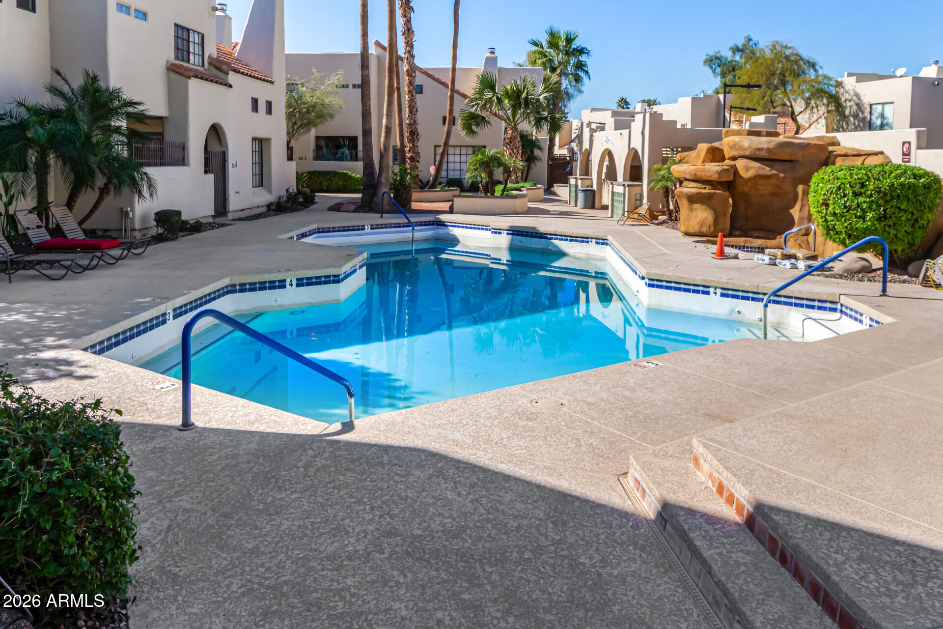 PUEBLO SANTA FE TOWNHOMES - Residential