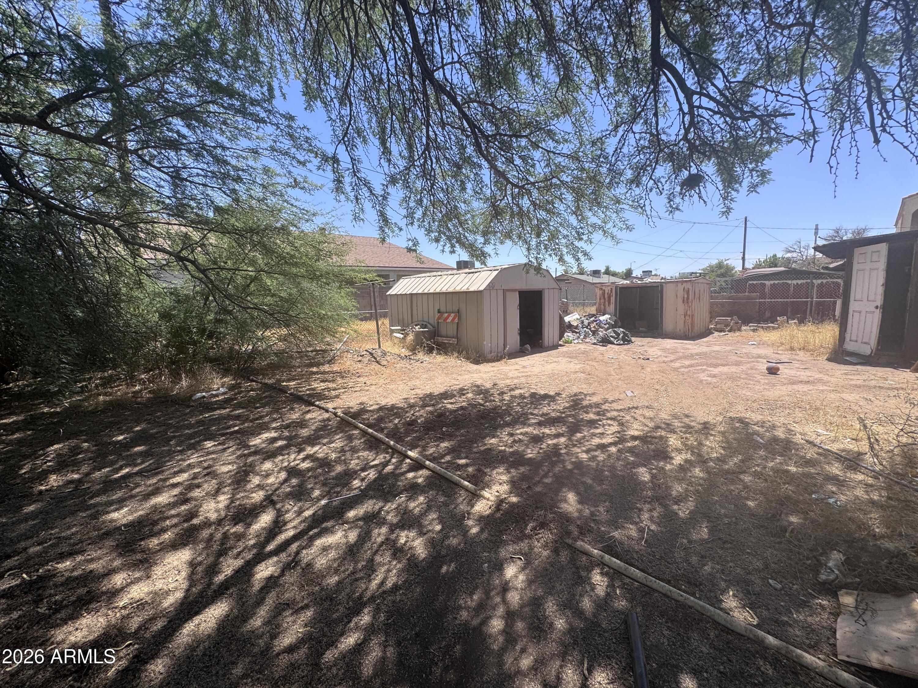 CLINT THOMAS HOMES - Residential