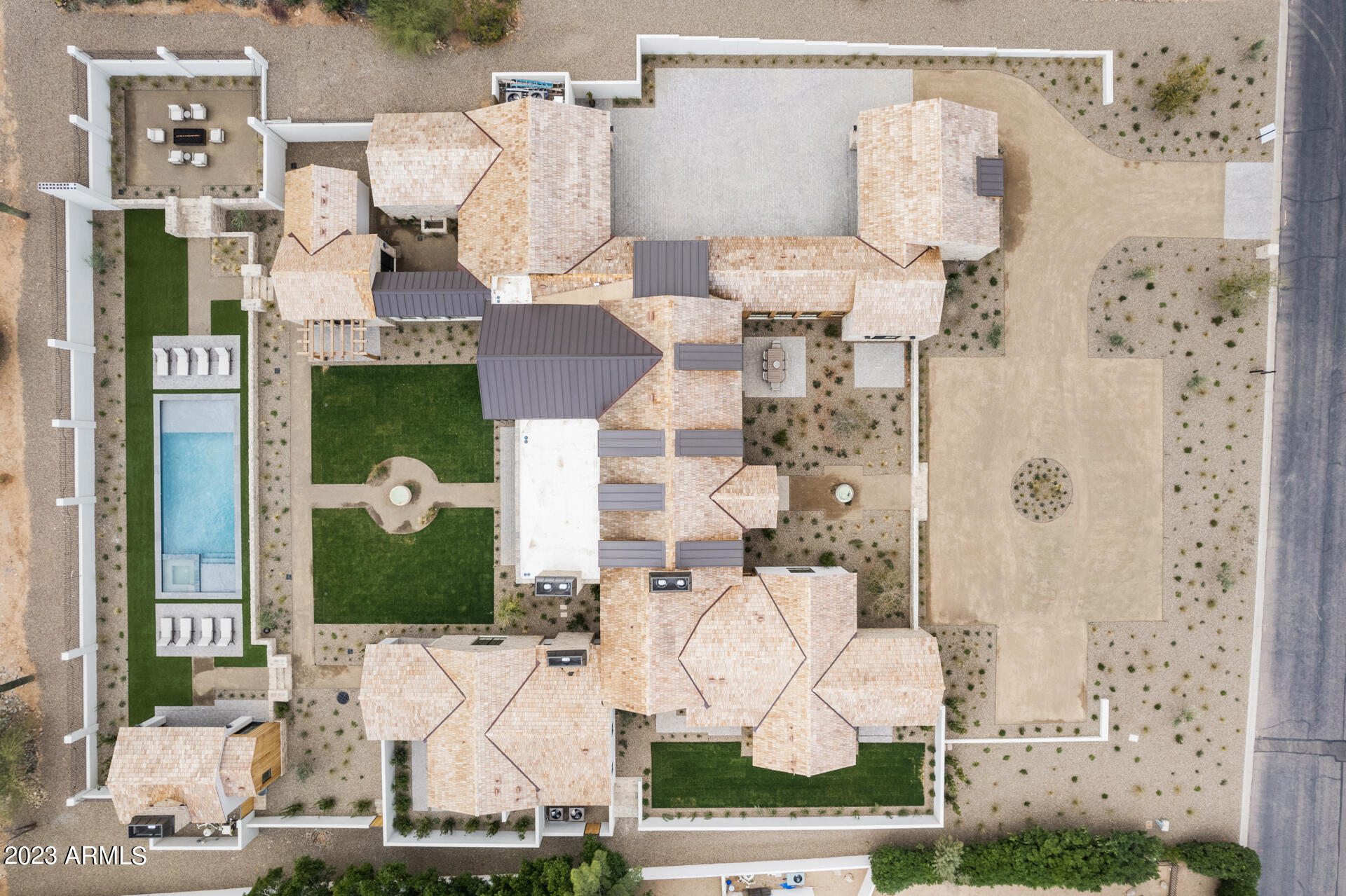 HUMMINGBIRD VISTA - Residential