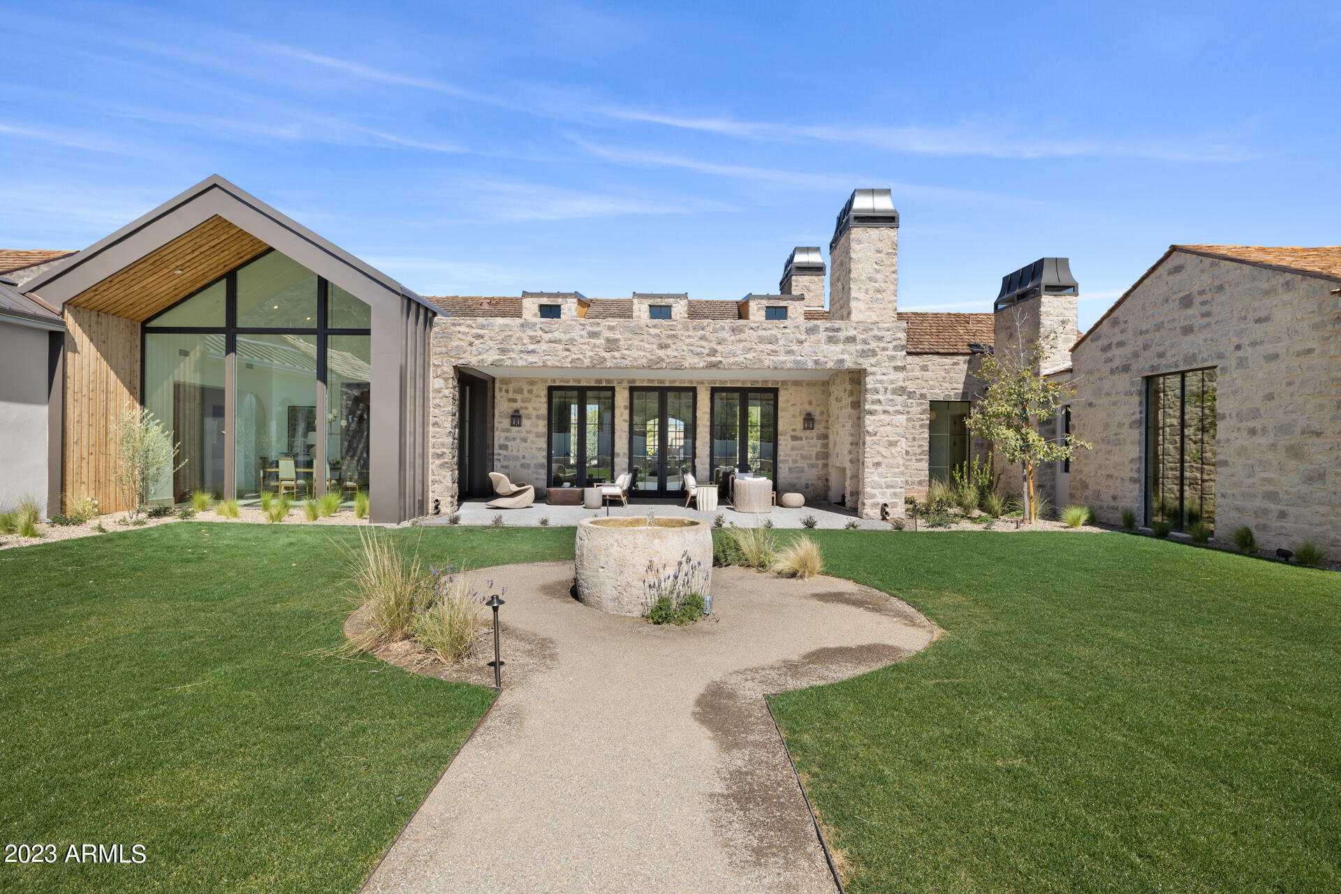 HUMMINGBIRD VISTA - Residential