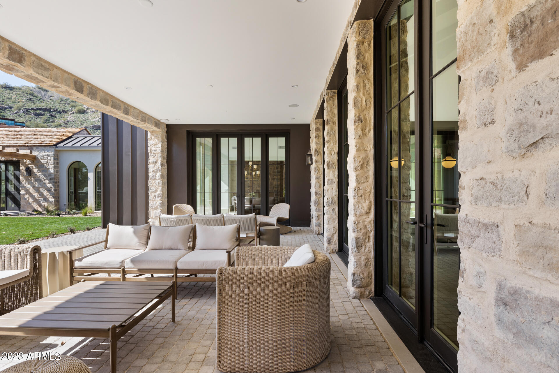 HUMMINGBIRD VISTA - Residential