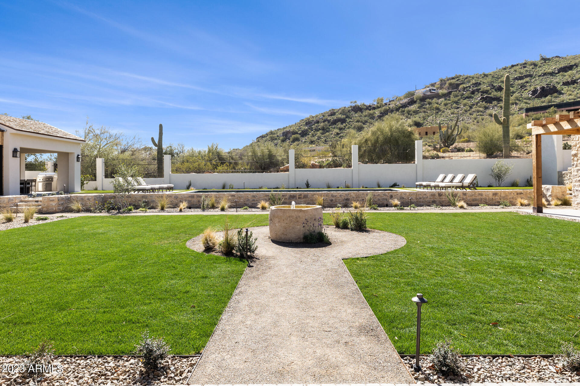 HUMMINGBIRD VISTA - Residential