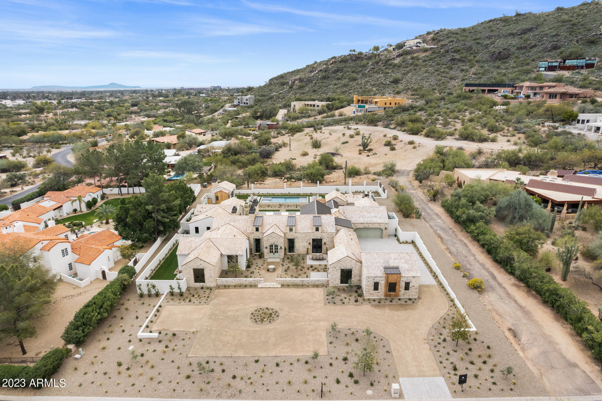 HUMMINGBIRD VISTA - Residential
