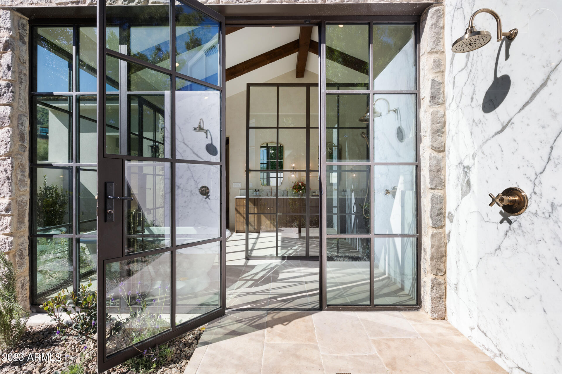 HUMMINGBIRD VISTA - Residential