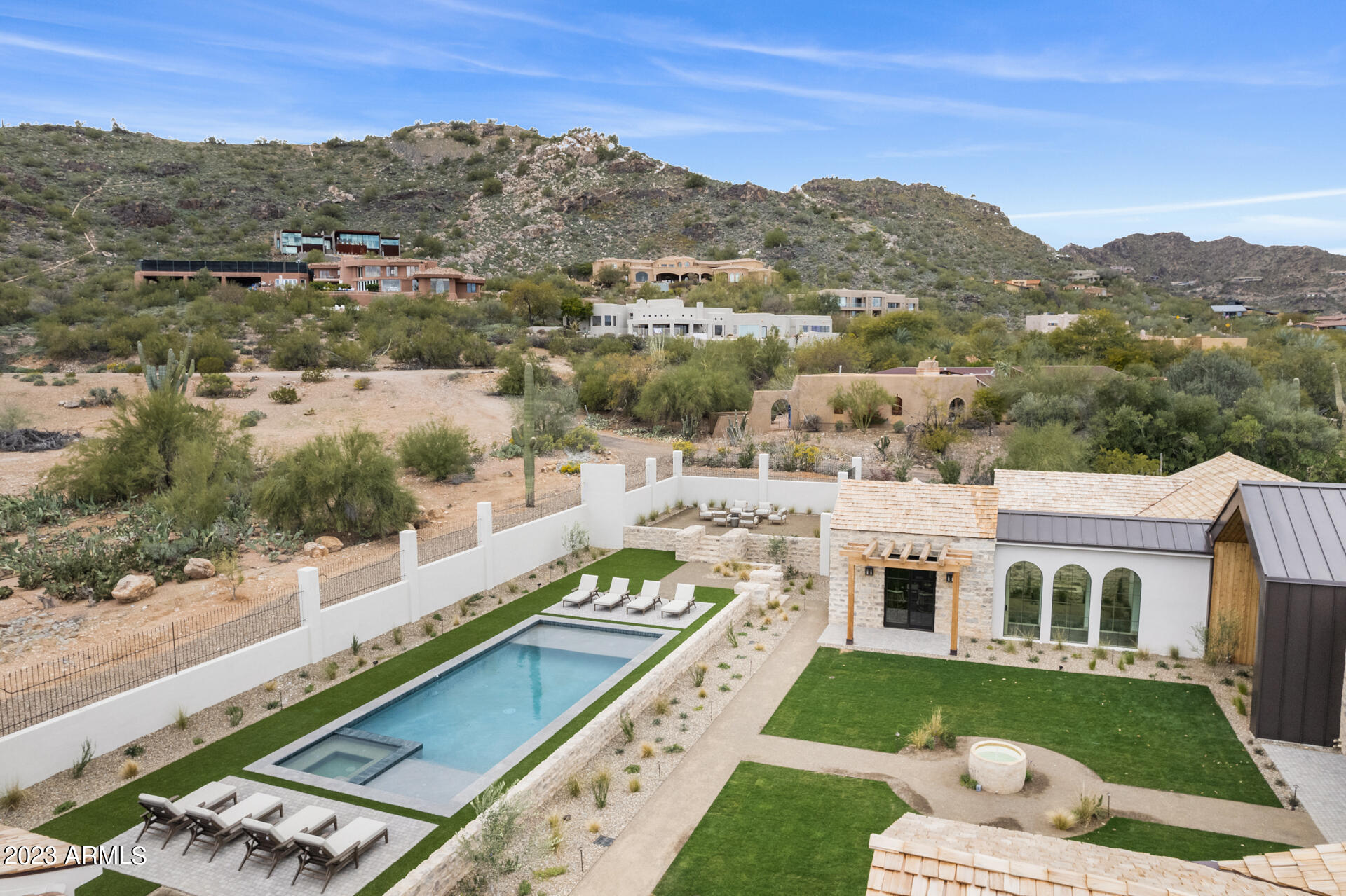 HUMMINGBIRD VISTA - Residential