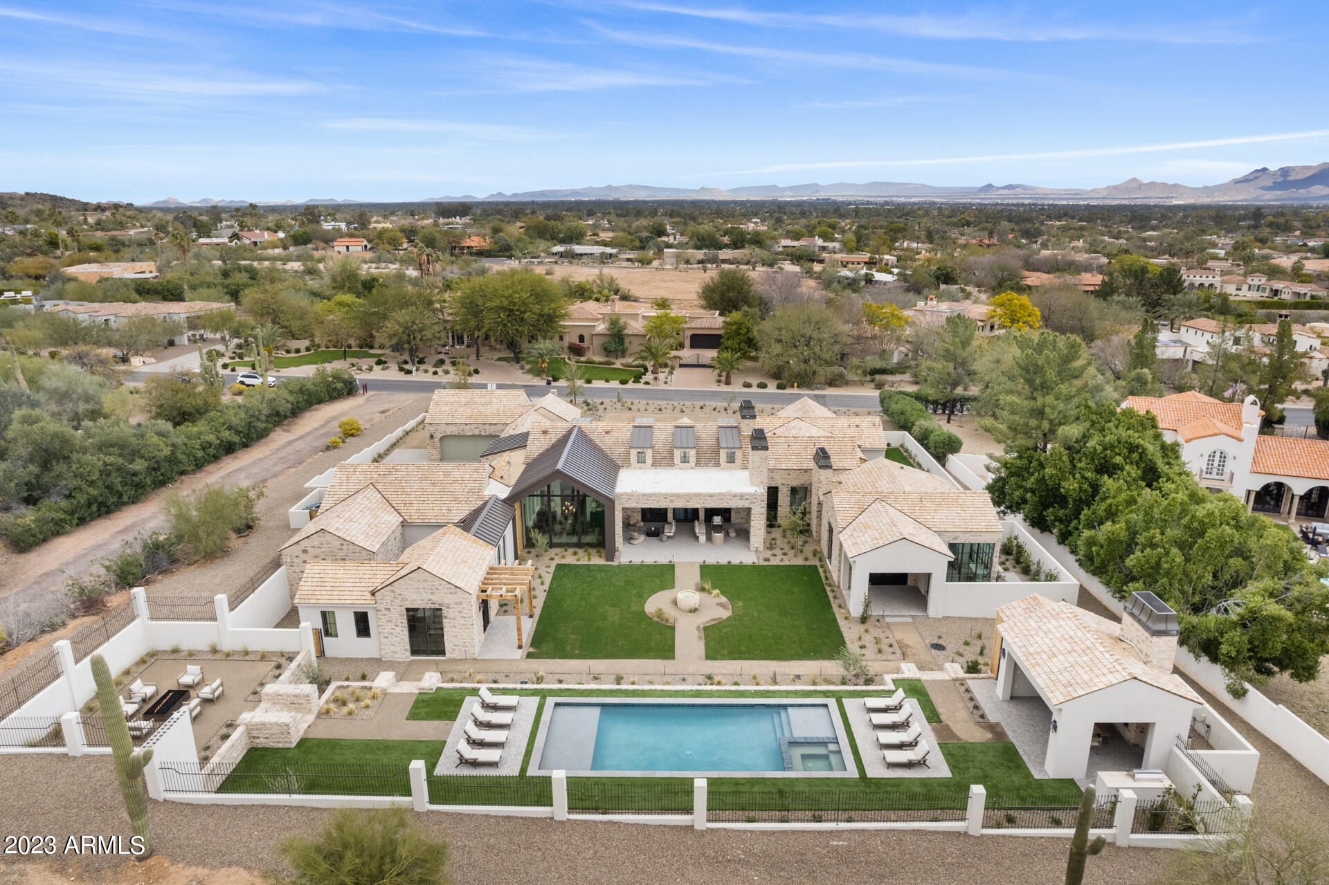 HUMMINGBIRD VISTA - Residential
