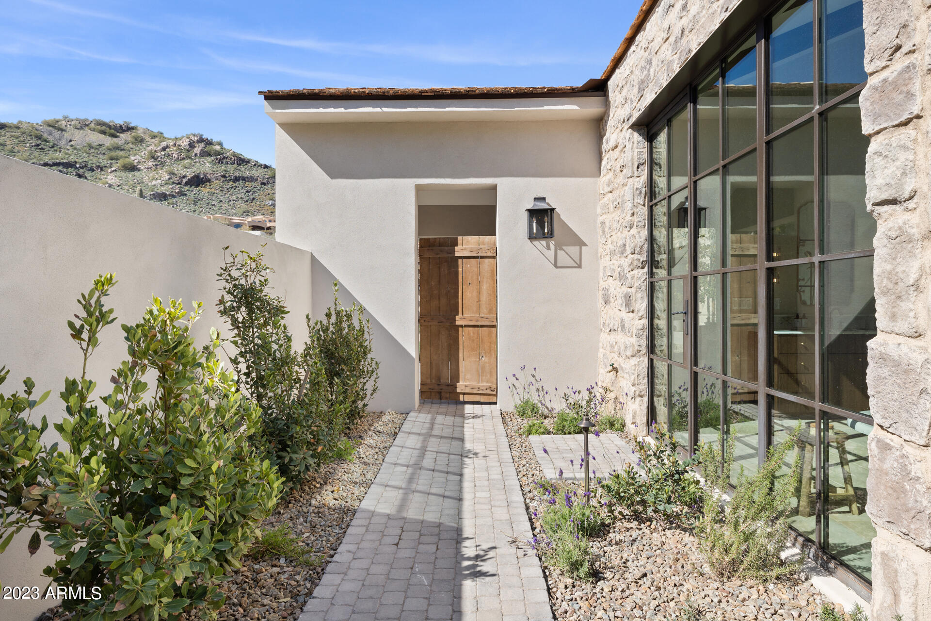 HUMMINGBIRD VISTA - Residential