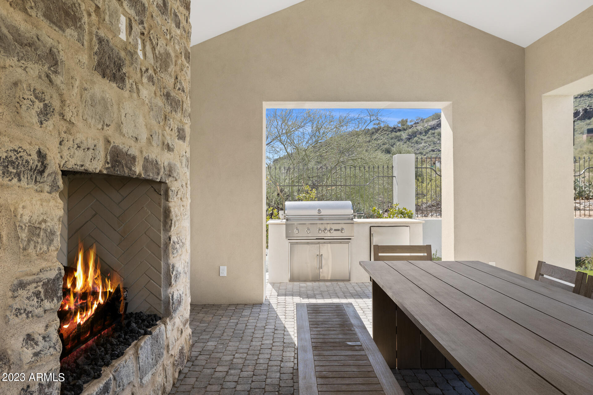 HUMMINGBIRD VISTA - Residential