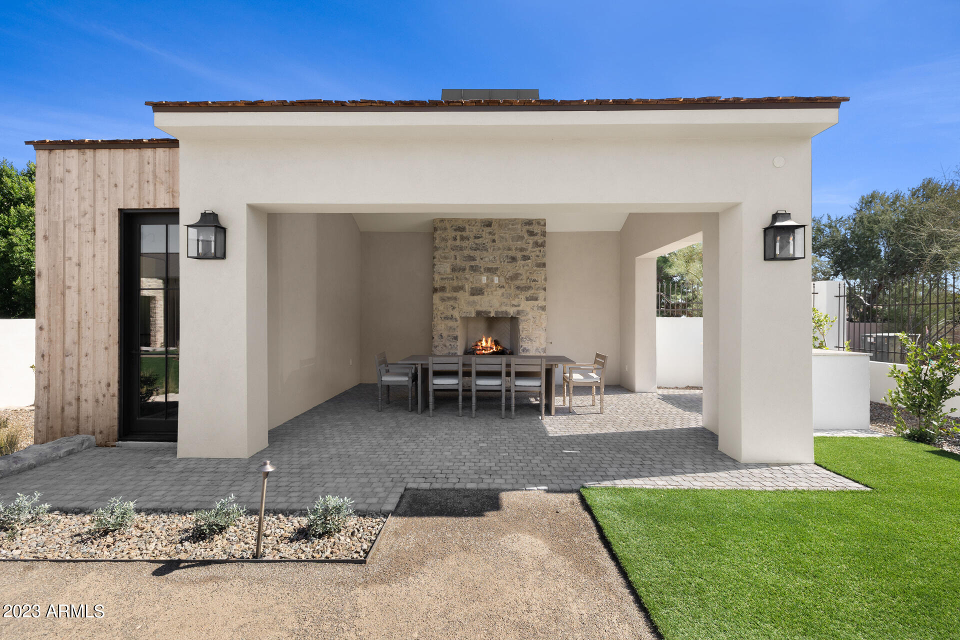 HUMMINGBIRD VISTA - Residential