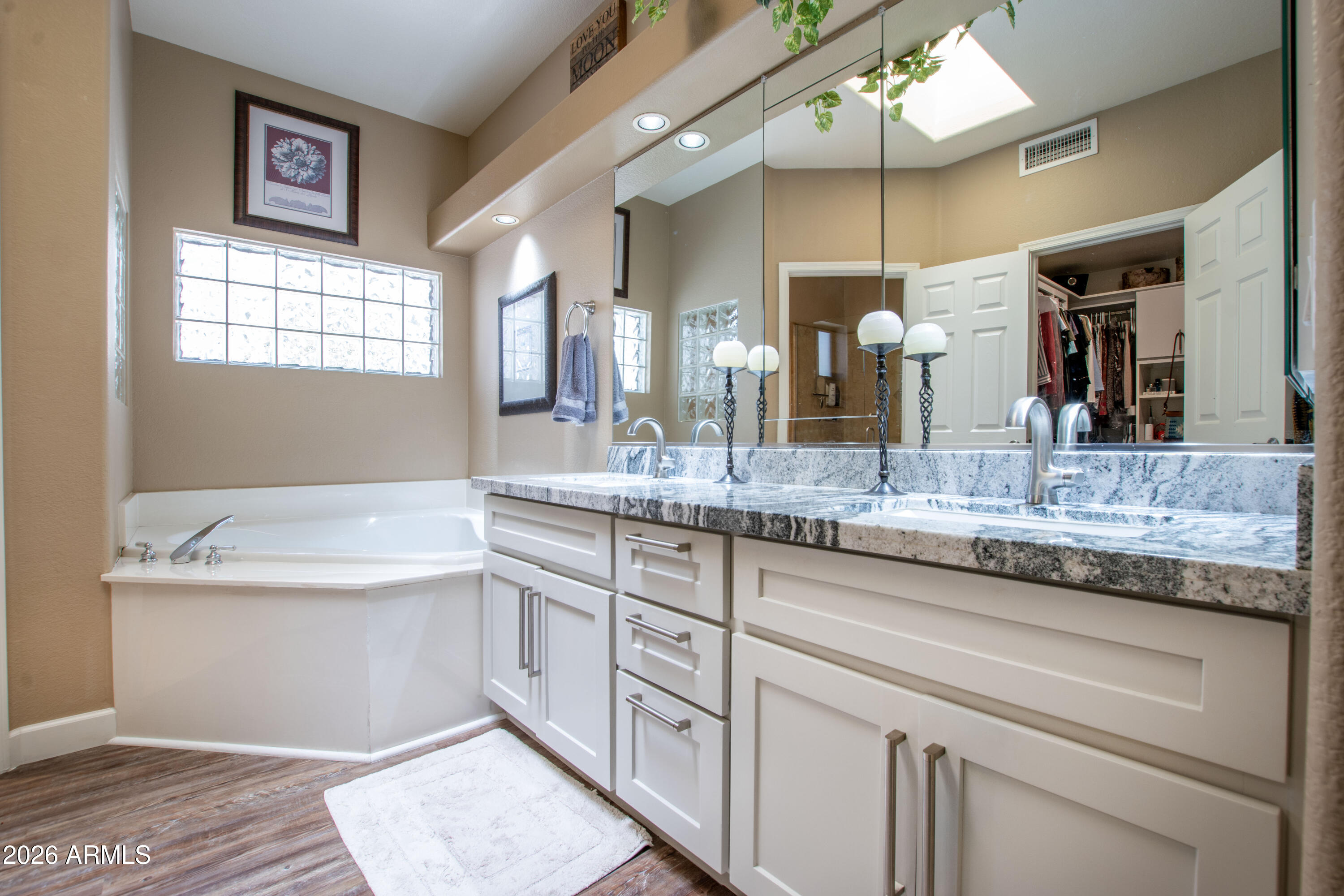 PEBBLECREEK UNIT FIVE - Residential