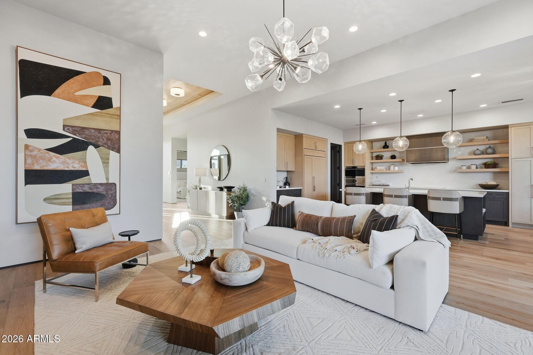 PHOENICIAN - Residential