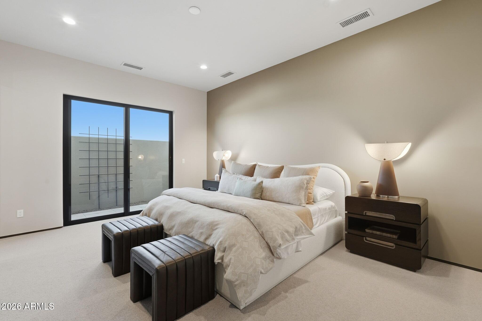 PHOENICIAN - Residential