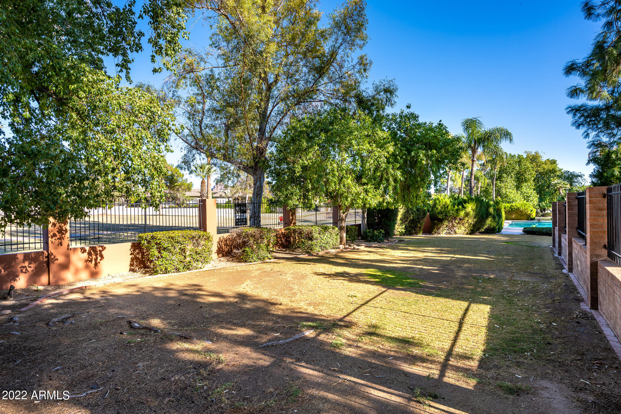 SQUAW PEAK VISTA REPLAT OF LOTS 47 & 48 LOT 1 - Residential