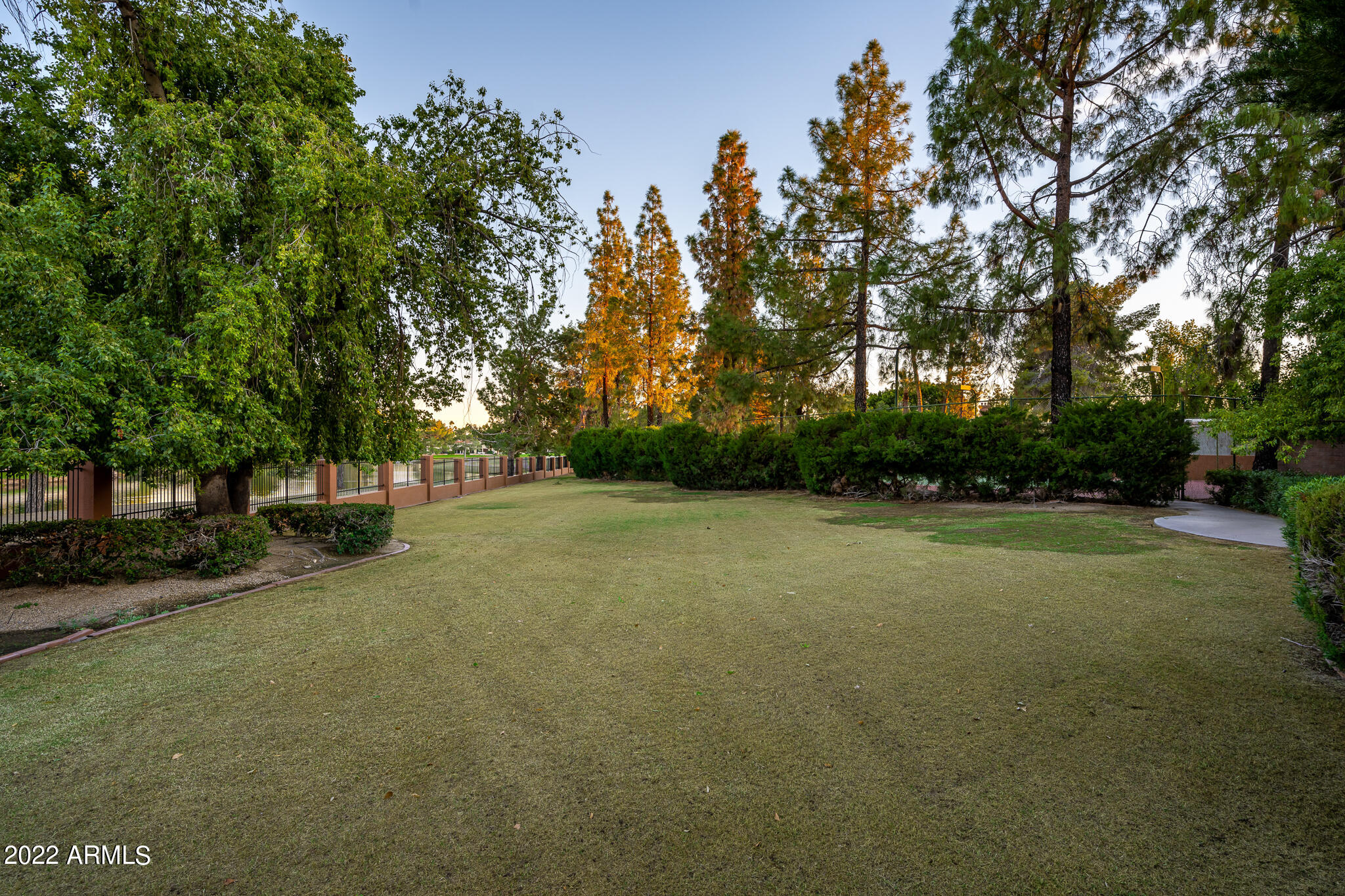 SQUAW PEAK VISTA REPLAT OF LOTS 47 & 48 LOT 1 - Residential