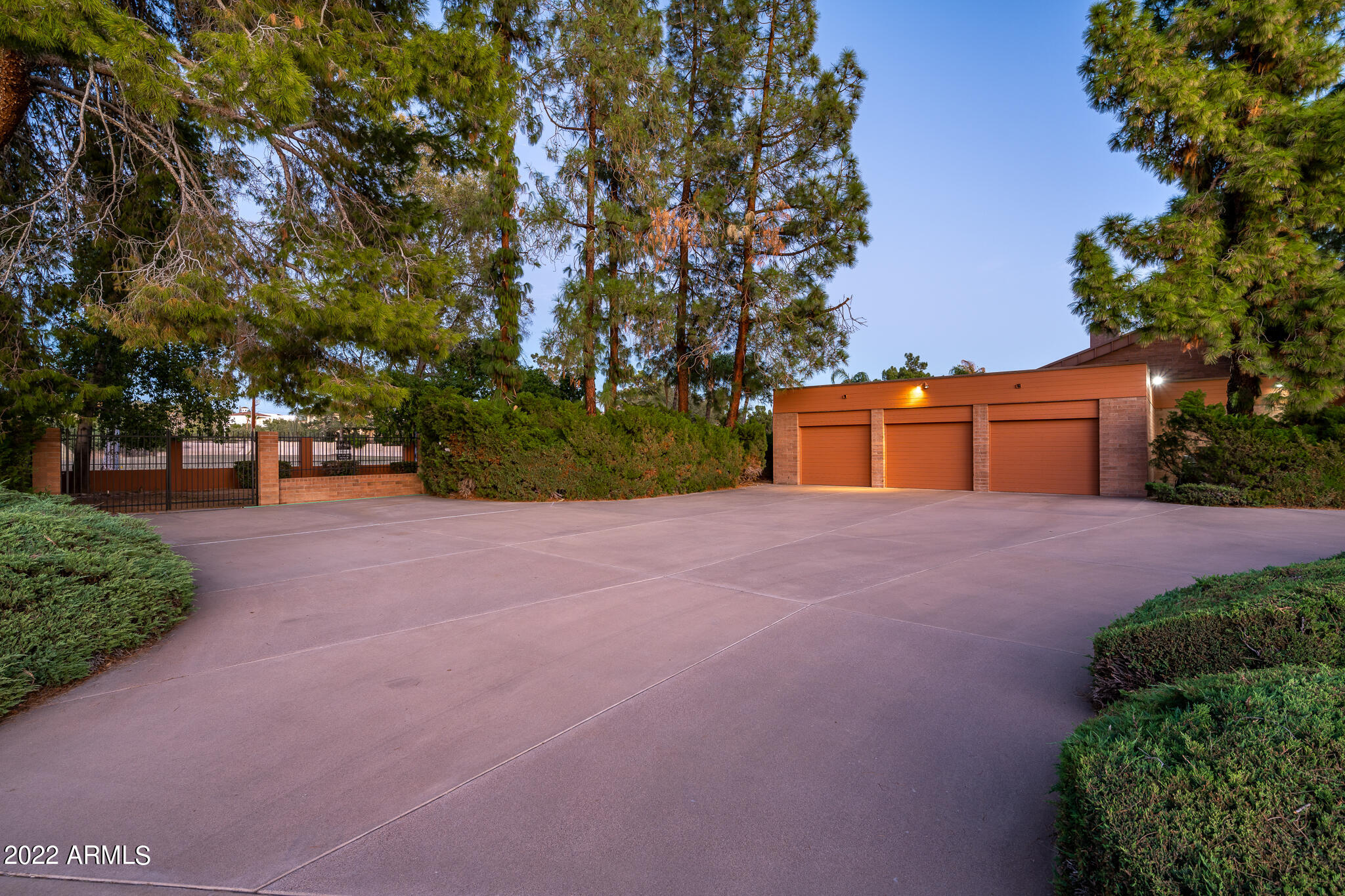 SQUAW PEAK VISTA REPLAT OF LOTS 47 & 48 LOT 1 - Residential