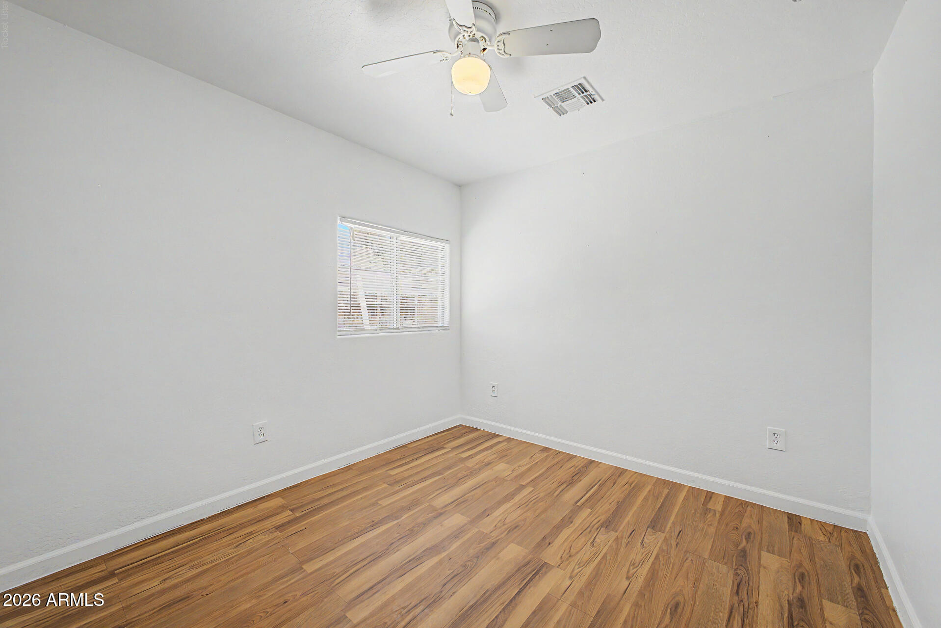 MAYWOOD - Residential