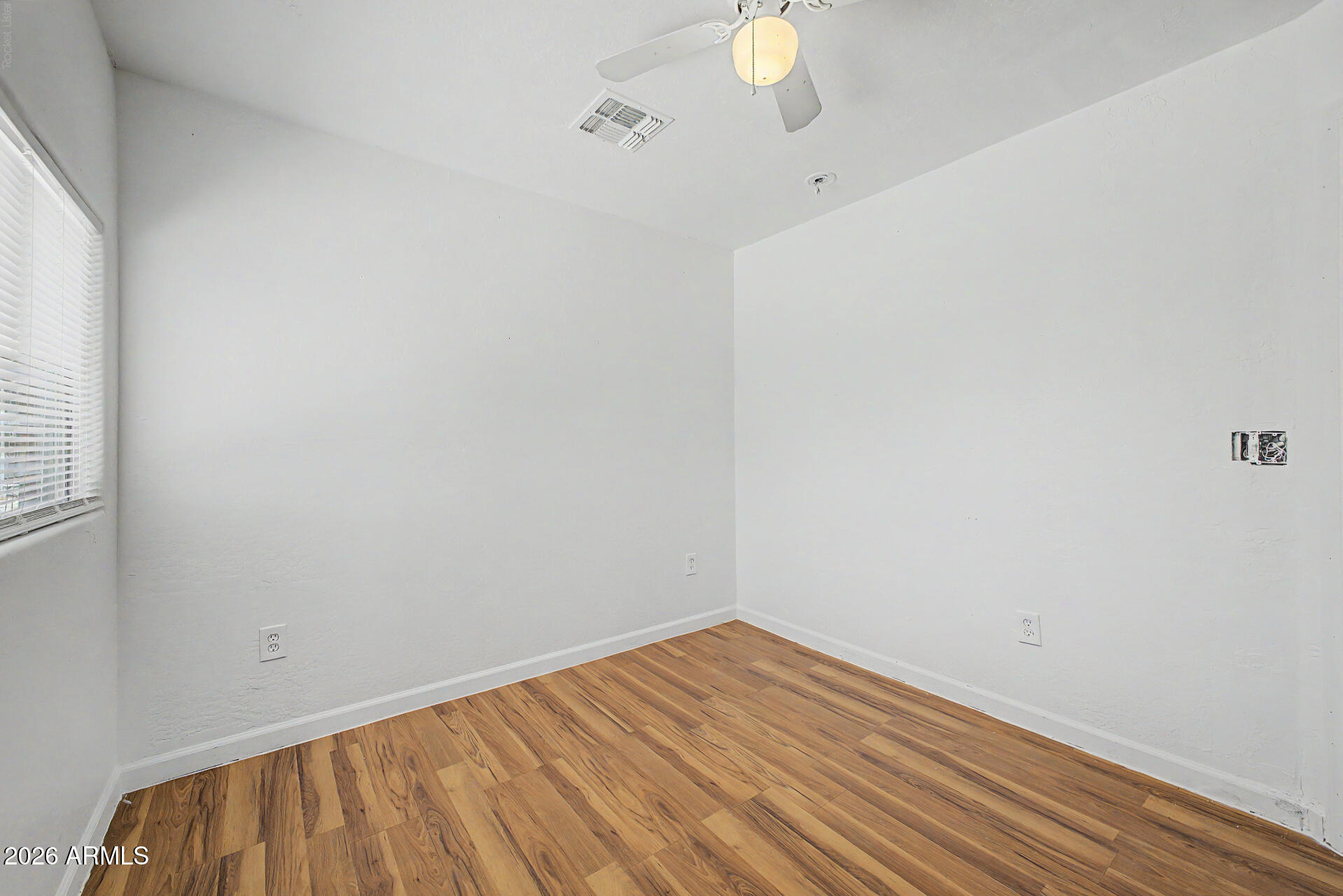 MAYWOOD - Residential