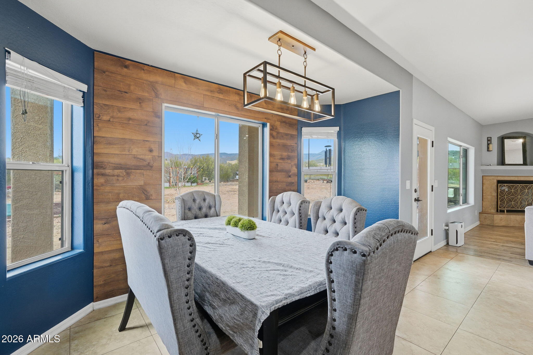 METES AND BOUNDS - Residential