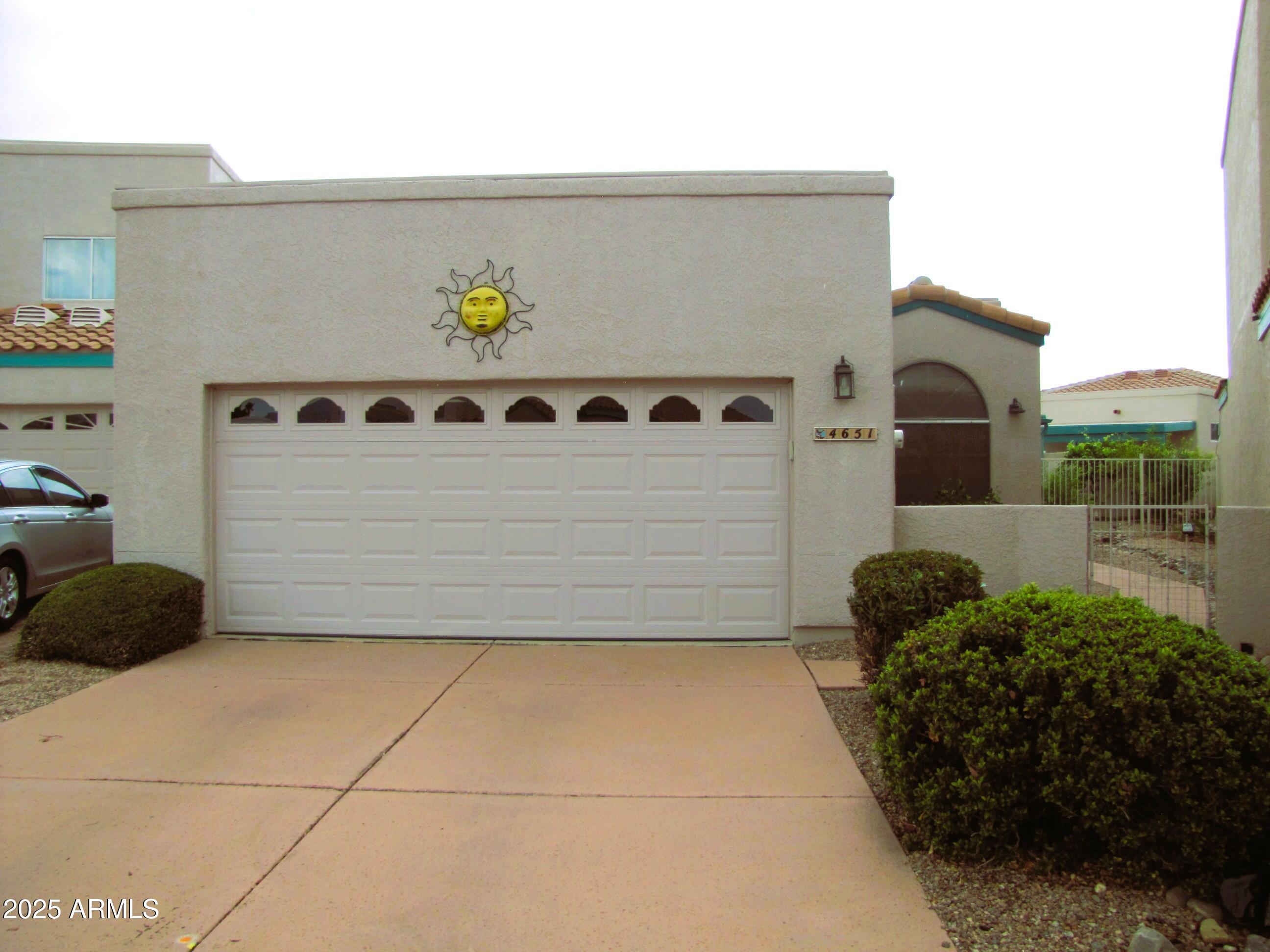 This beautiful, 2BR/2BA/2CG, 1434 sq. ft. home is centrally located in Sierra Vista, AZ minutes from Ft. Huachuca, Canyon Vista Medical Center, shopping and schools. The home has a large living area with separate office area, modern kitchen appliances, central A.C and a large screened porch. Enjoy the community pool and spa in Sierra Springs.