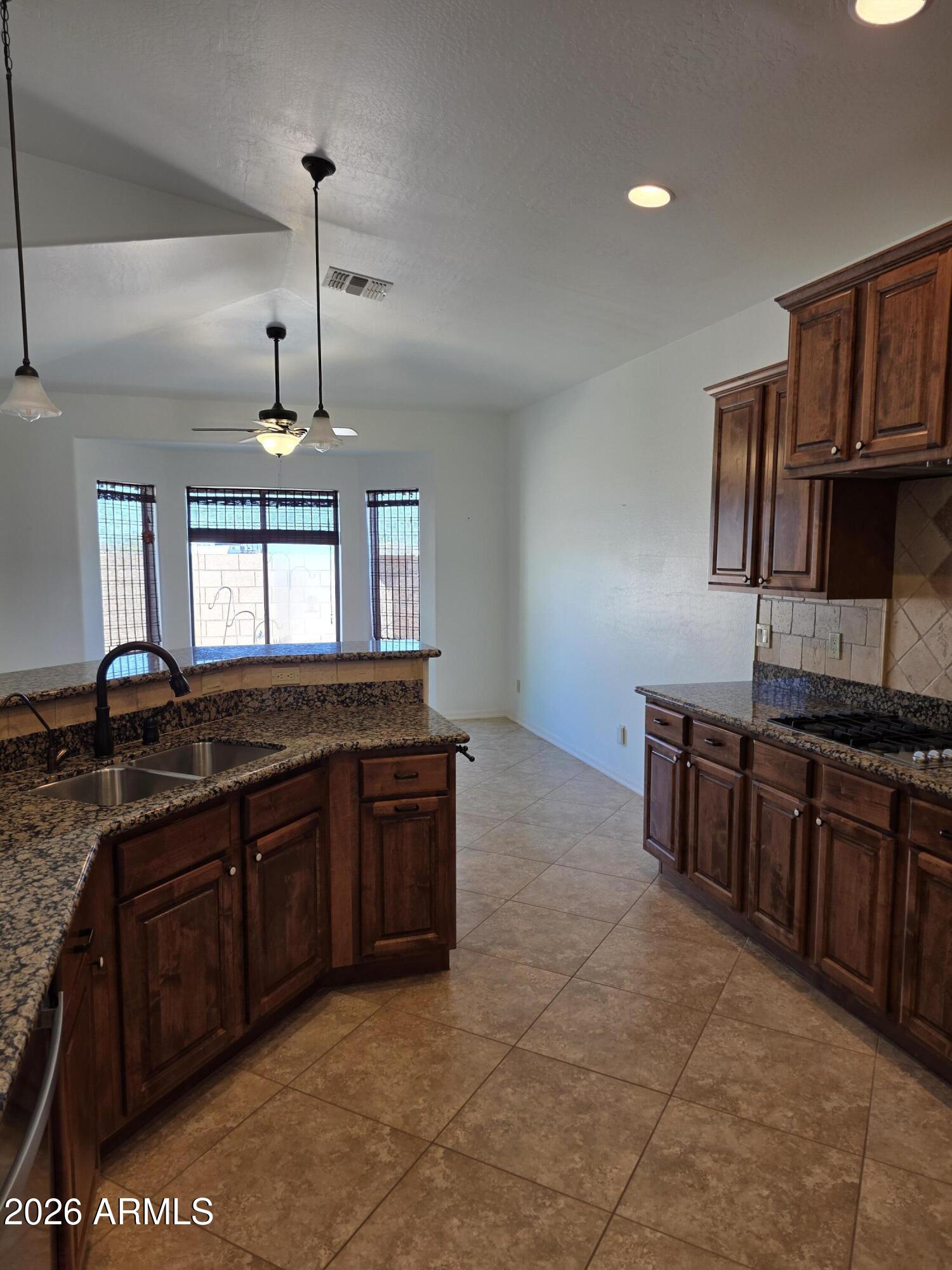 GRANDE VALLEY RANCH - PHASE 1 - Residential