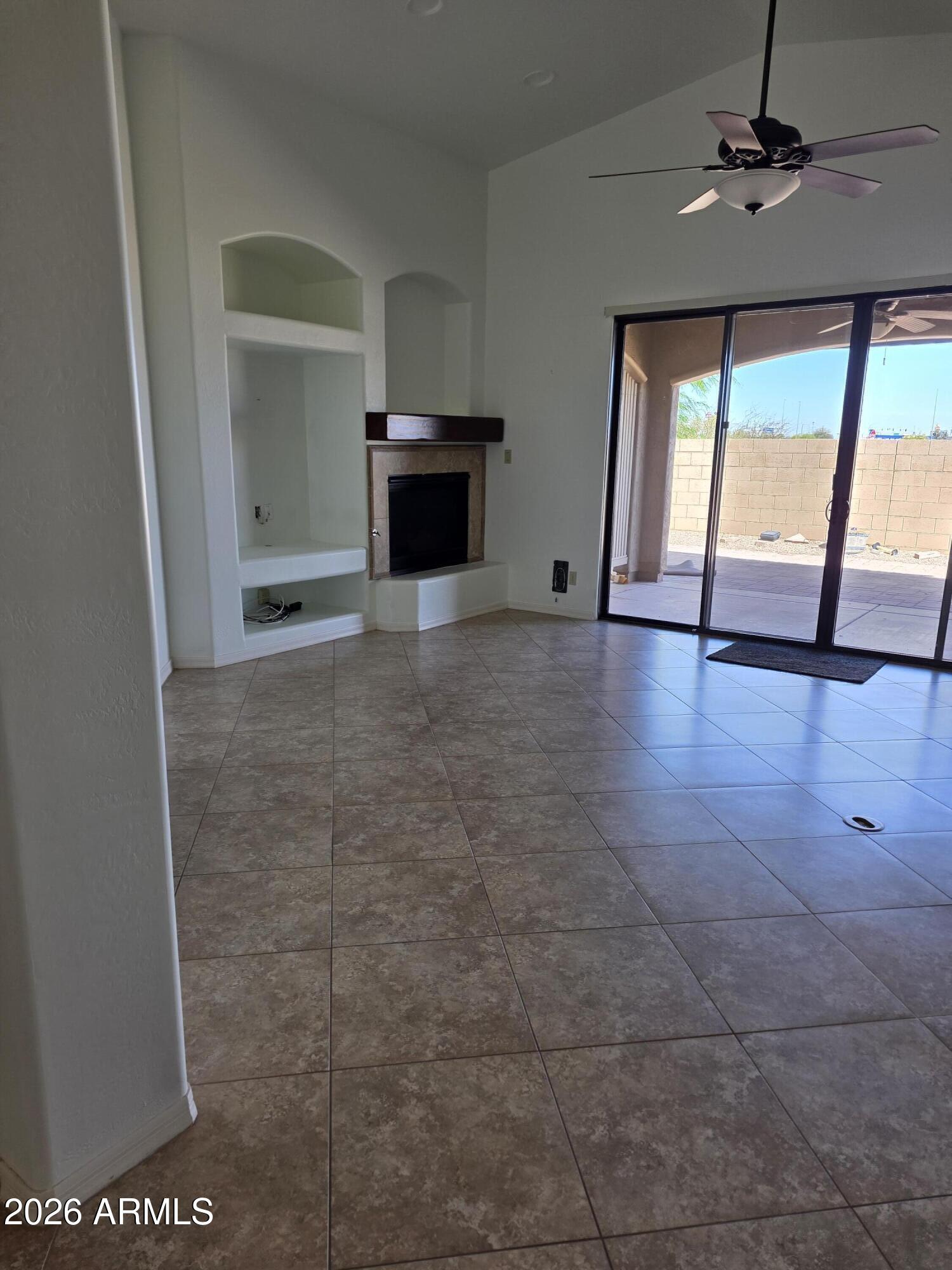 GRANDE VALLEY RANCH - PHASE 1 - Residential