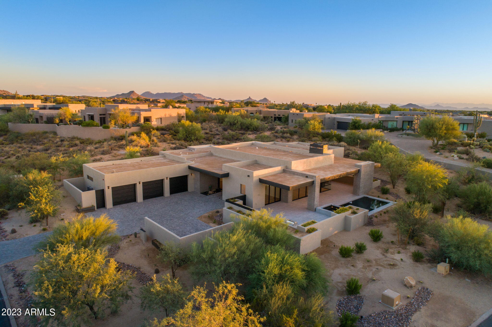 DESERT MOUNTAIN - Residential