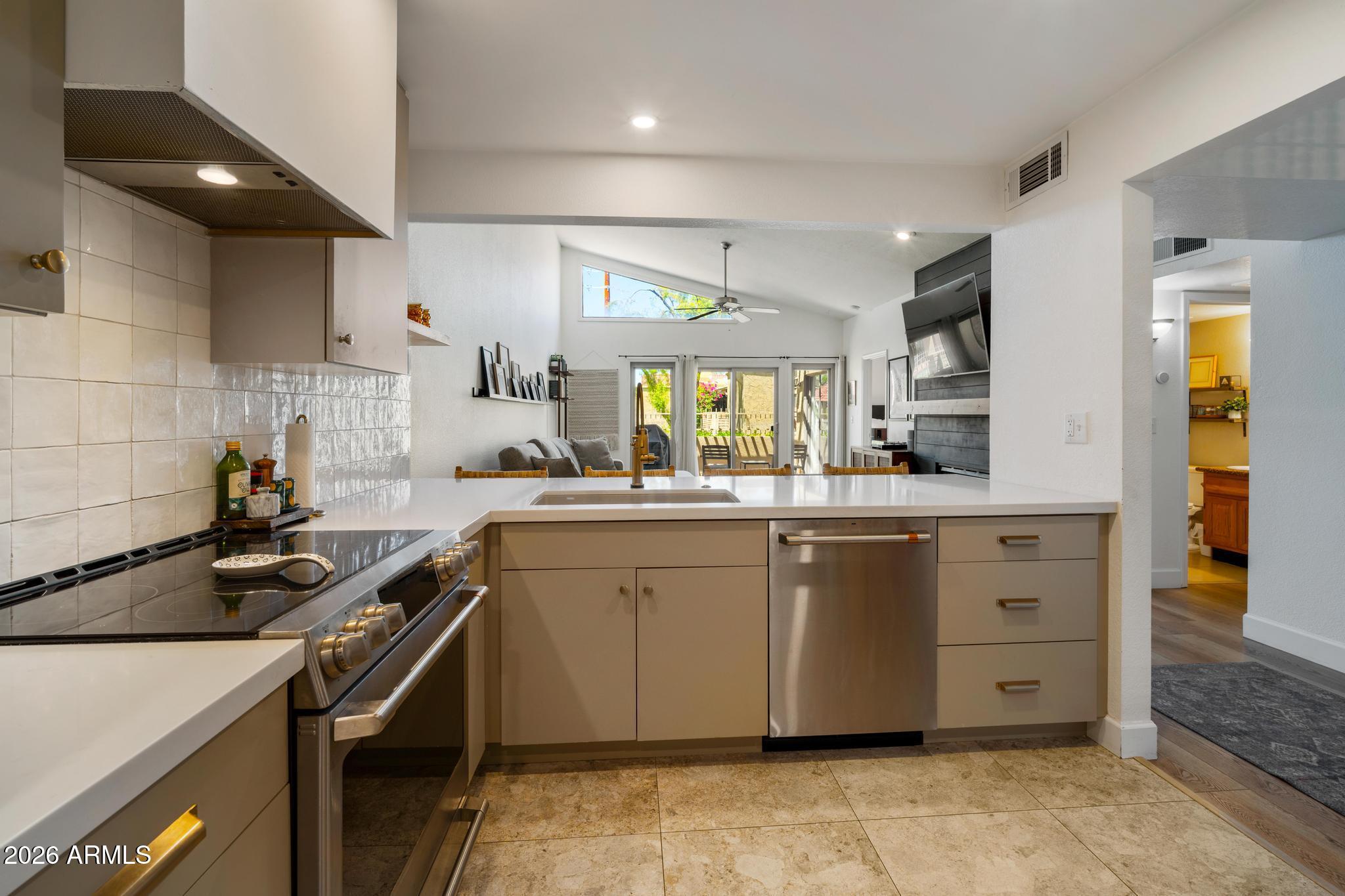 INDIAN BEND GARDENS - Residential