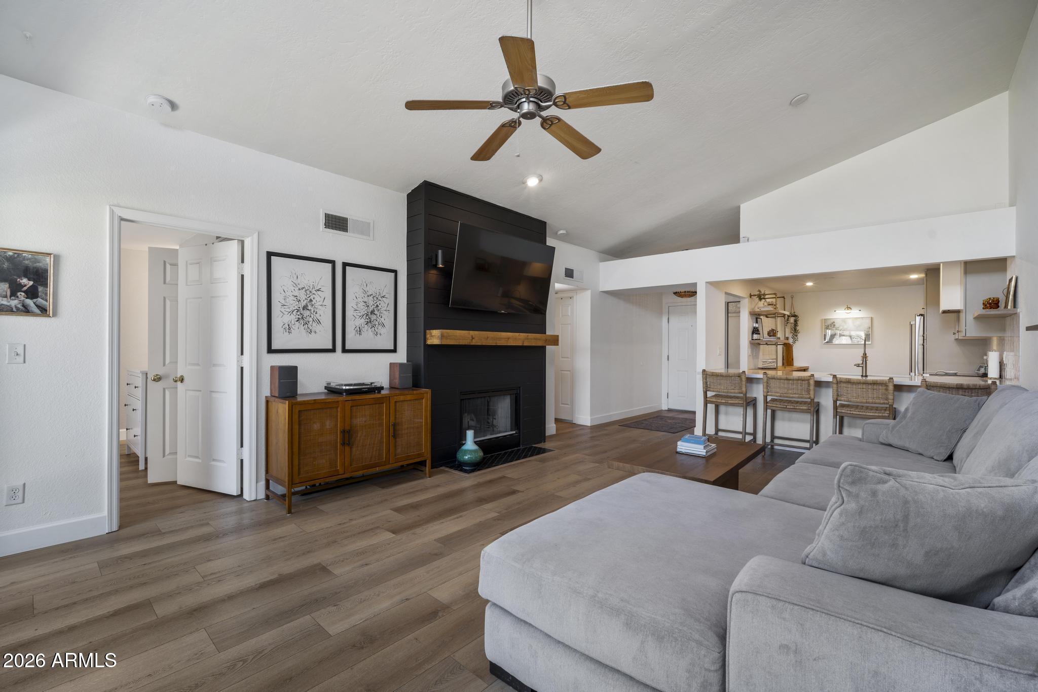 INDIAN BEND GARDENS - Residential