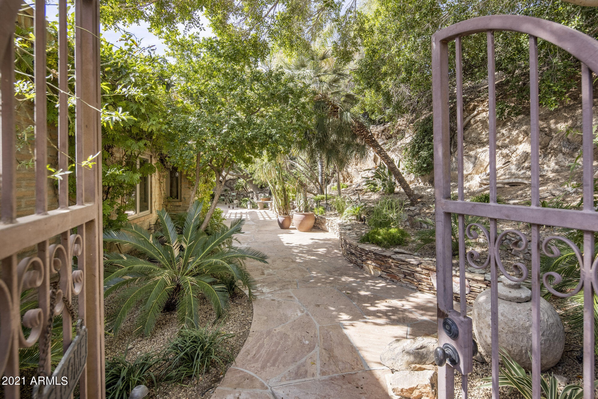 Paradise Highlands - Residential