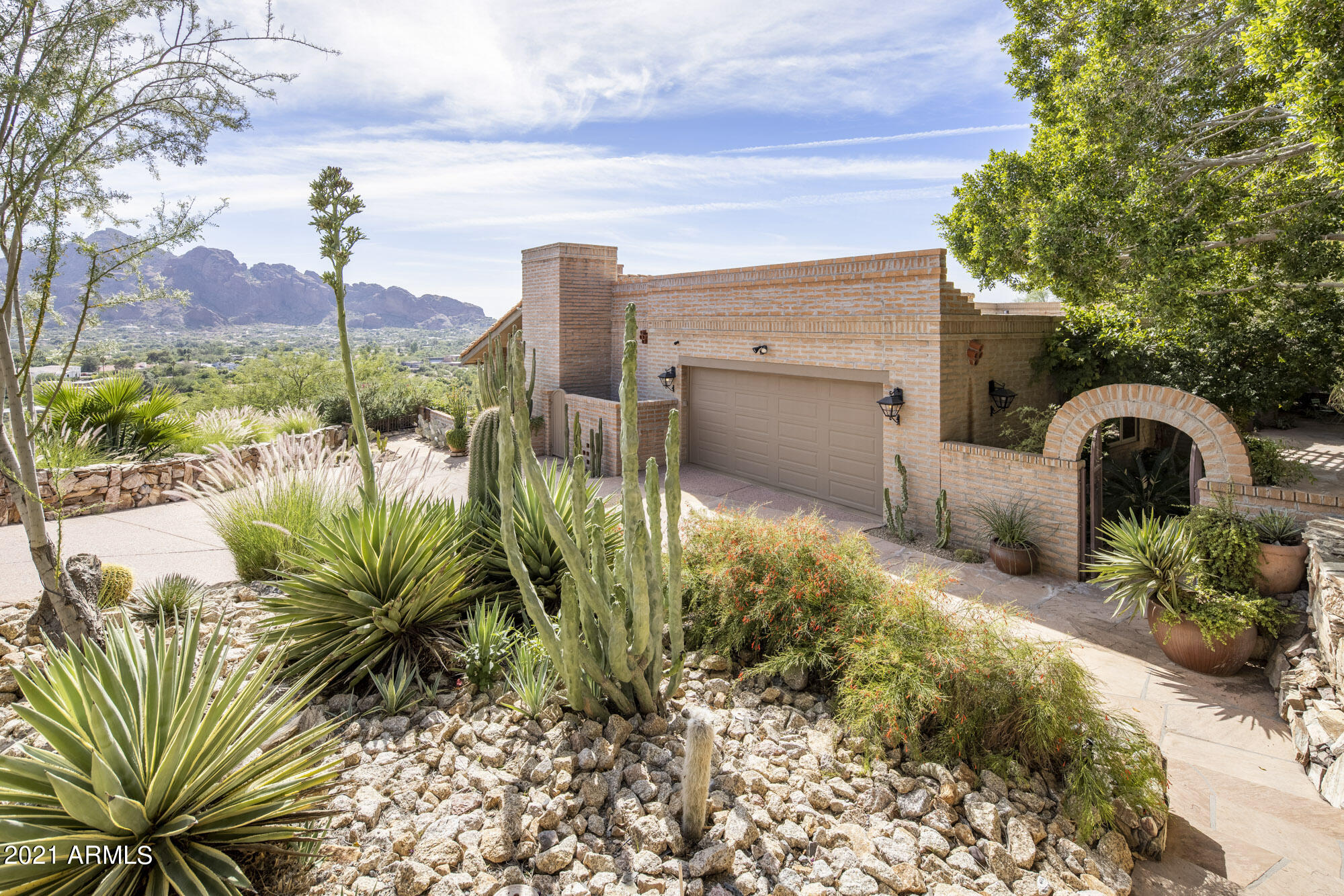 Paradise Highlands - Residential