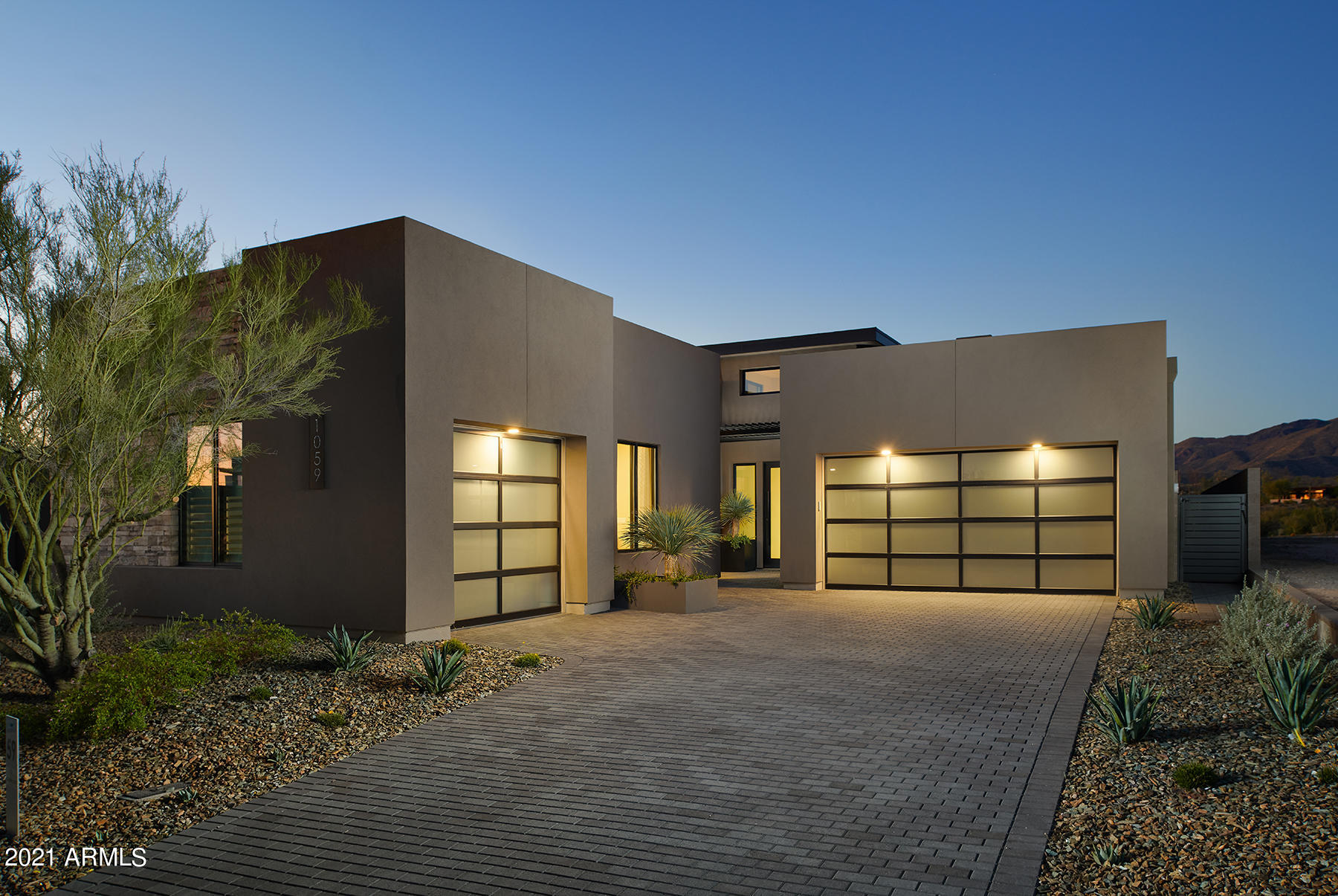 Available NOW!  Brand new, turnkey, Camelot Home at the Villas.  The epitome of bespoke, luxury and lifestyle combined...welcome to The Villas at Seven Desert Mountain. If you've been searching for an open-concept, heavily appointed, energy-efficient, Contemporary, fresh, new-build on the golf course, with generous community amenities, this is it. This 2,904SF split floorplan home is 2 bedrooms plus casita, den, 3 car garage, all on one level, overlooking mountain views and fairway on Seven golf course. Camelot Homes has brought 50 years of Arizona home building to one of the most prestigious golf communities and these Villas truly showcase how one-of-a-kind this development and home really are; you won't find anything else like this in the country.