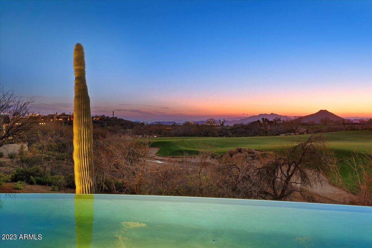 DESERT MOUNTAIN PHASE 2 UNIT 18 - Residential