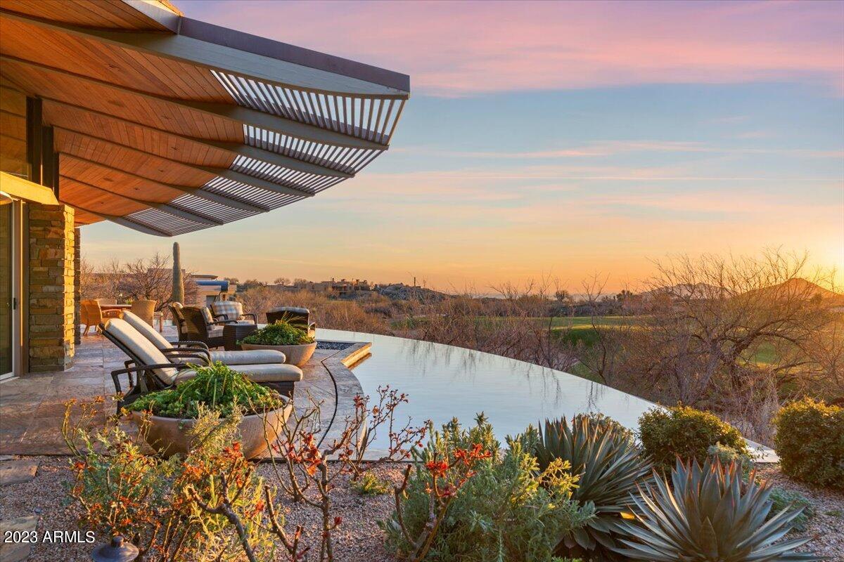 DESERT MOUNTAIN PHASE 2 UNIT 18 - Residential