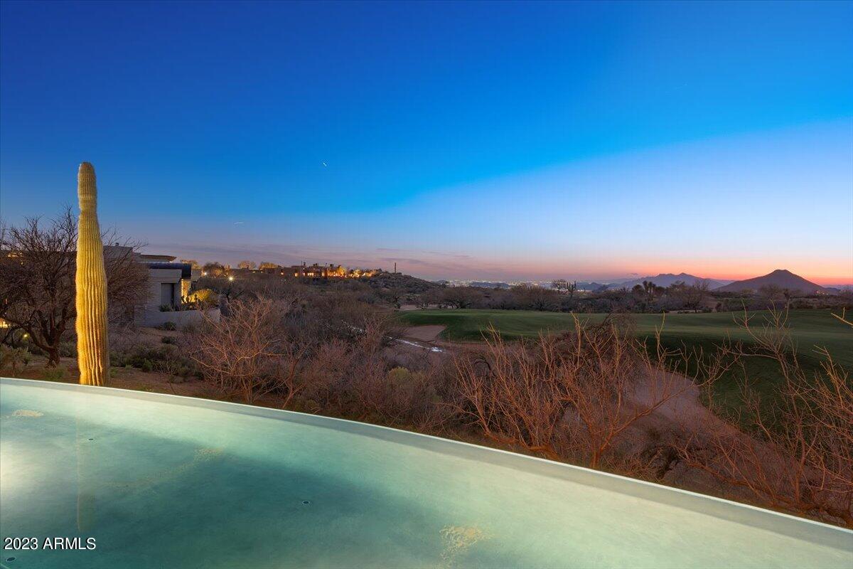 DESERT MOUNTAIN PHASE 2 UNIT 18 - Residential