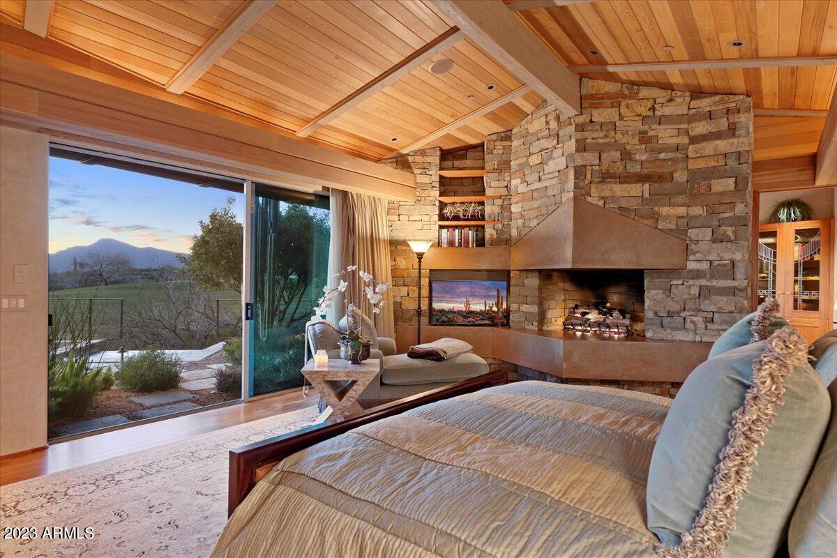 DESERT MOUNTAIN PHASE 2 UNIT 18 - Residential