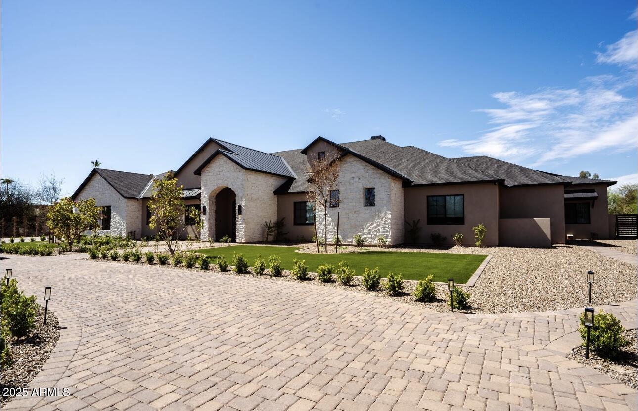 SUNBURST FARMS EAST - Residential
