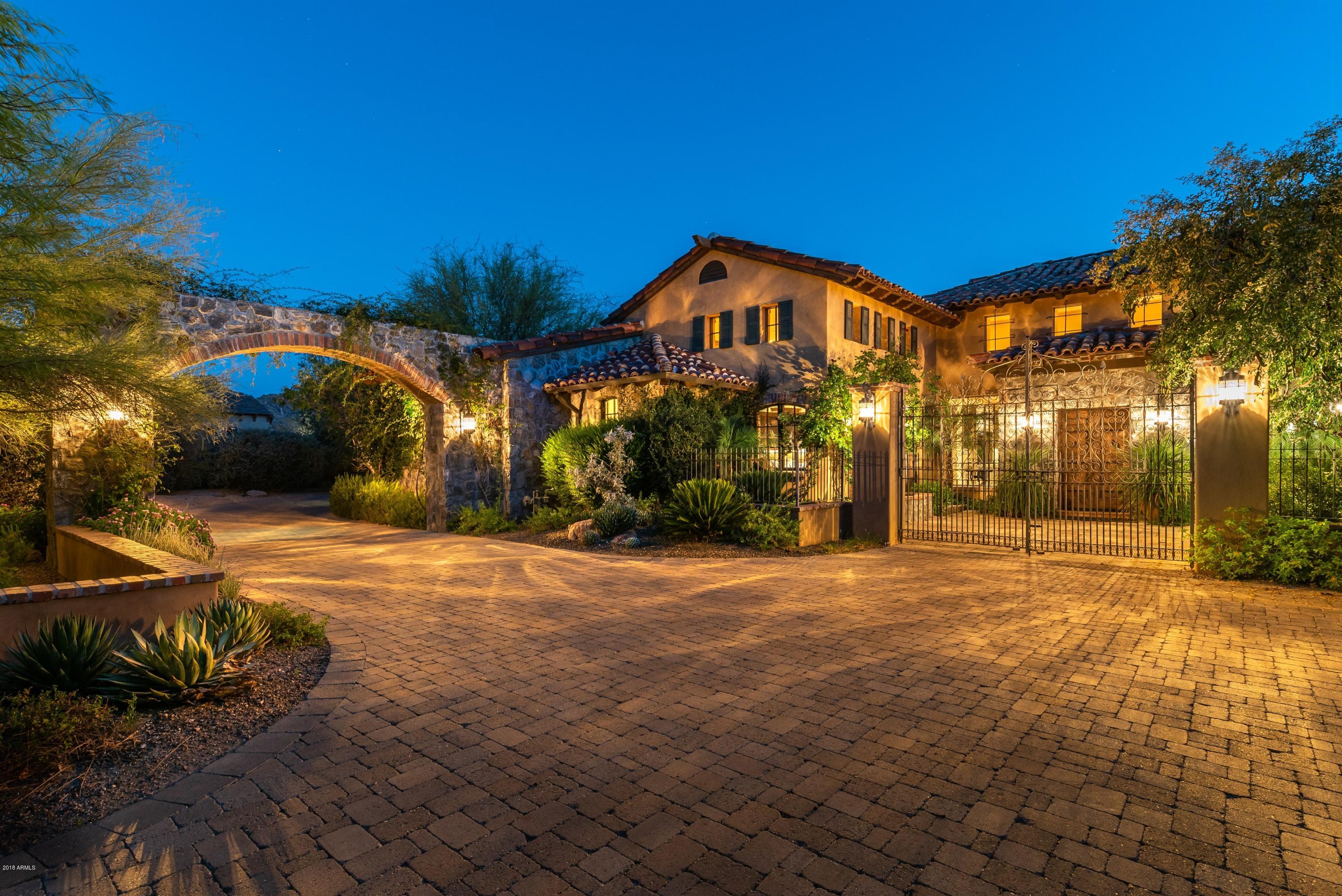 ESTANCIA - Residential