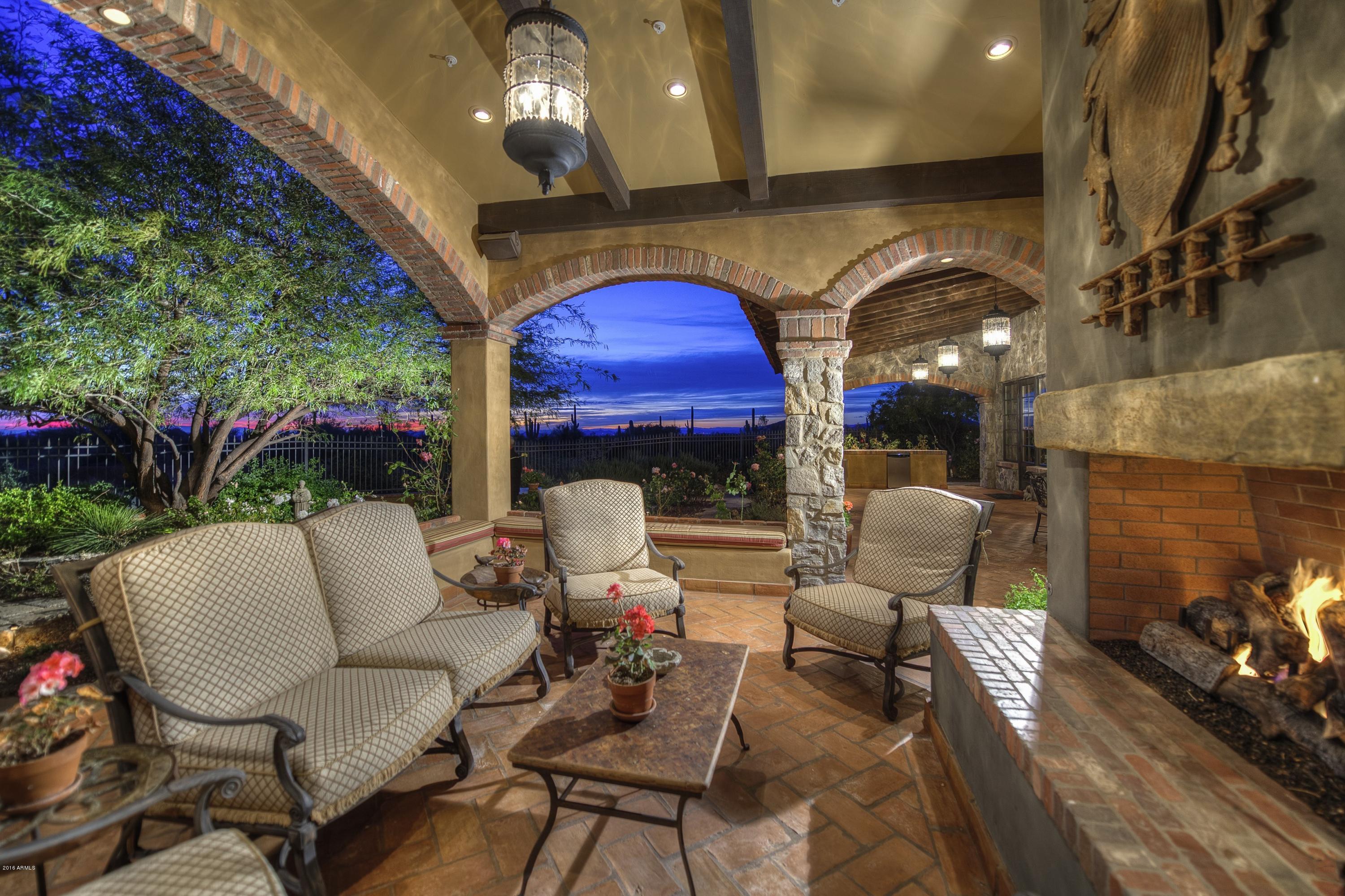 ESTANCIA - Residential