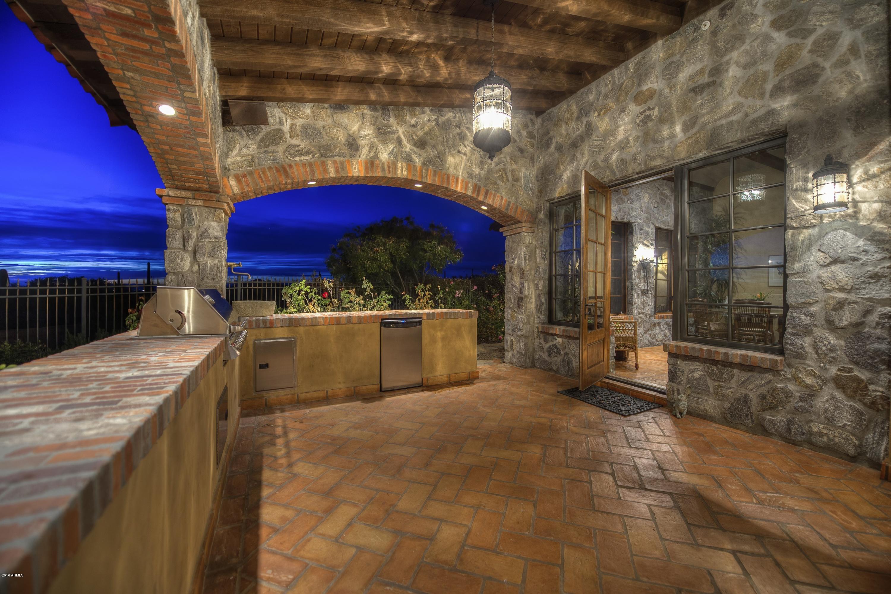 ESTANCIA - Residential