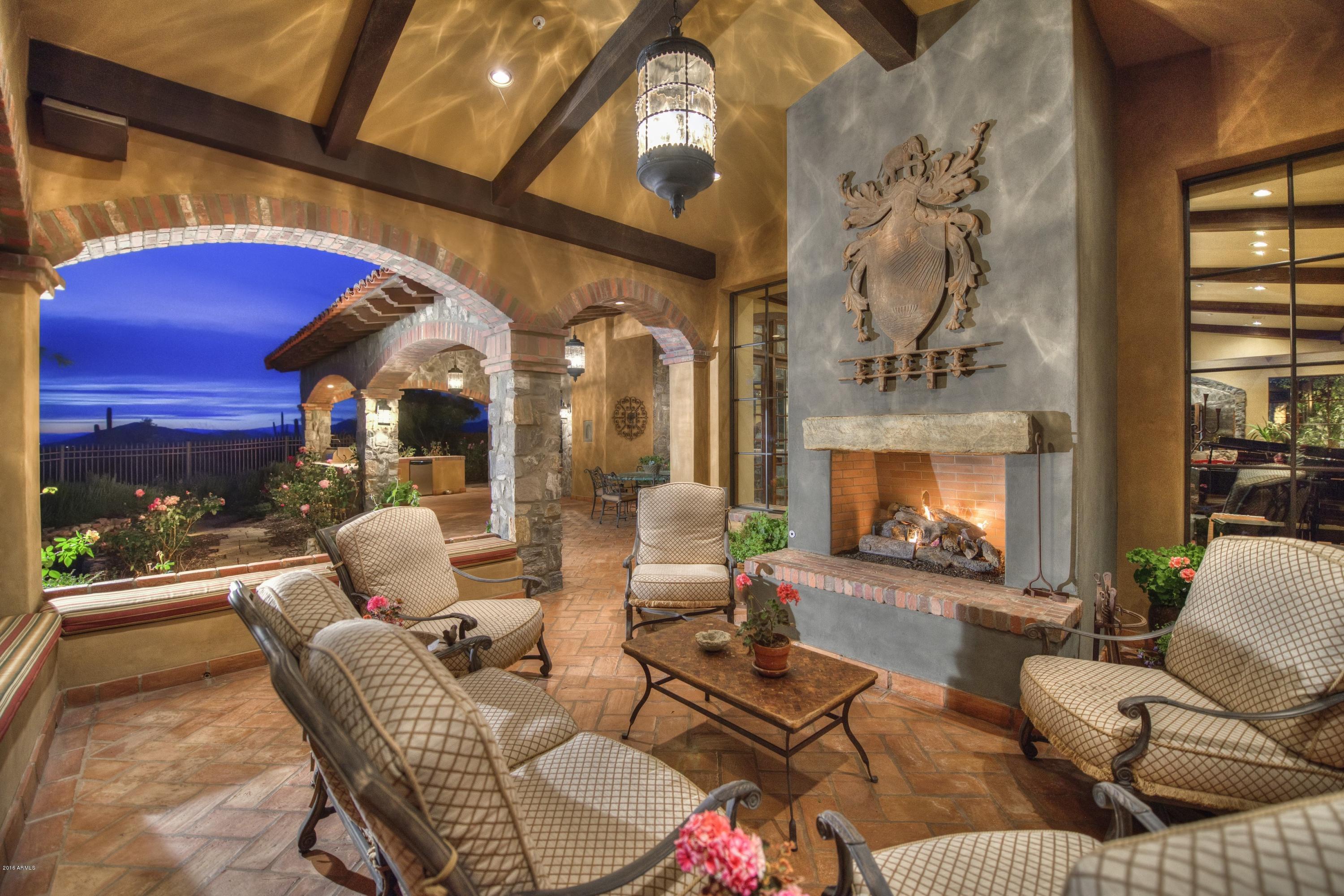 ESTANCIA - Residential
