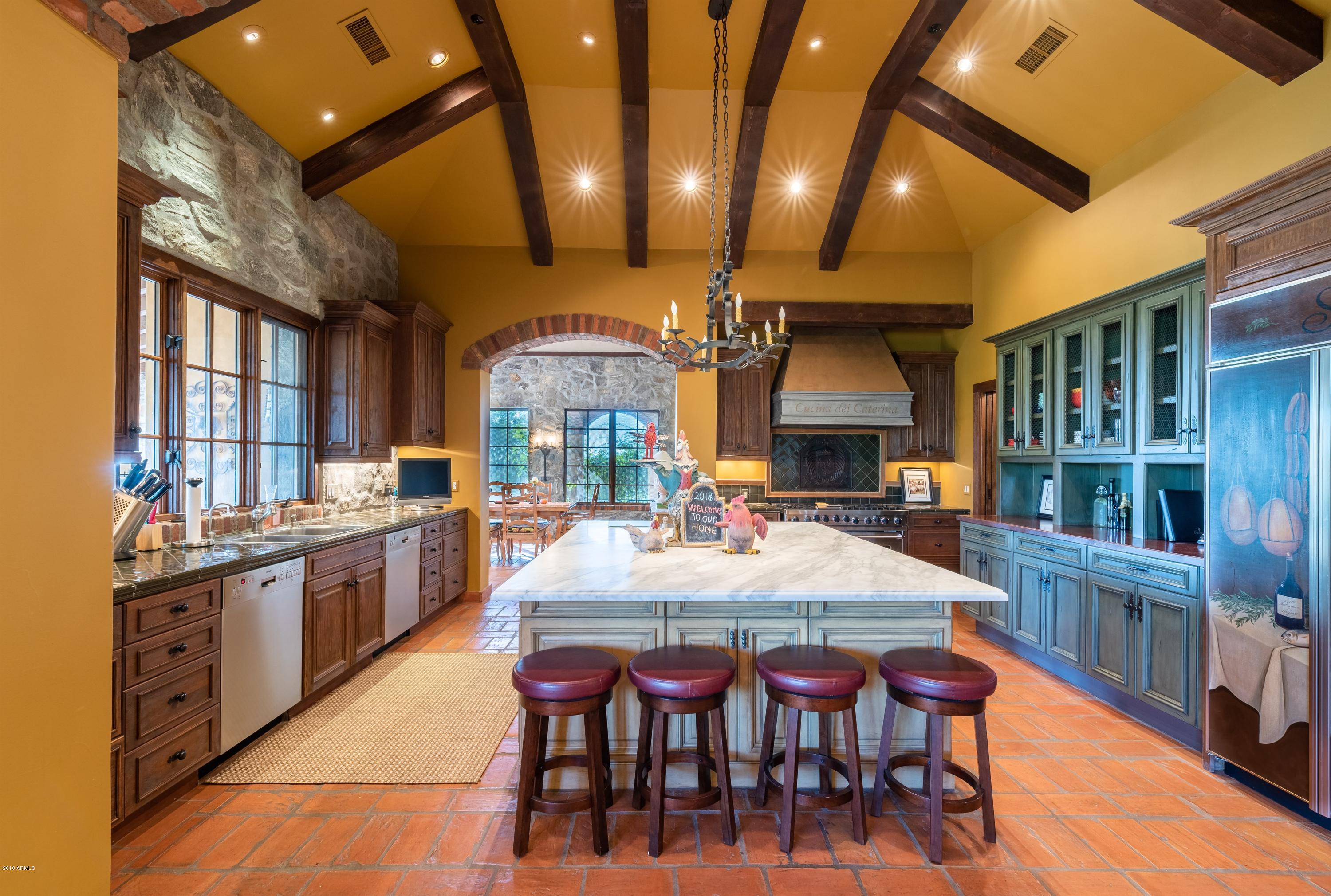ESTANCIA - Residential