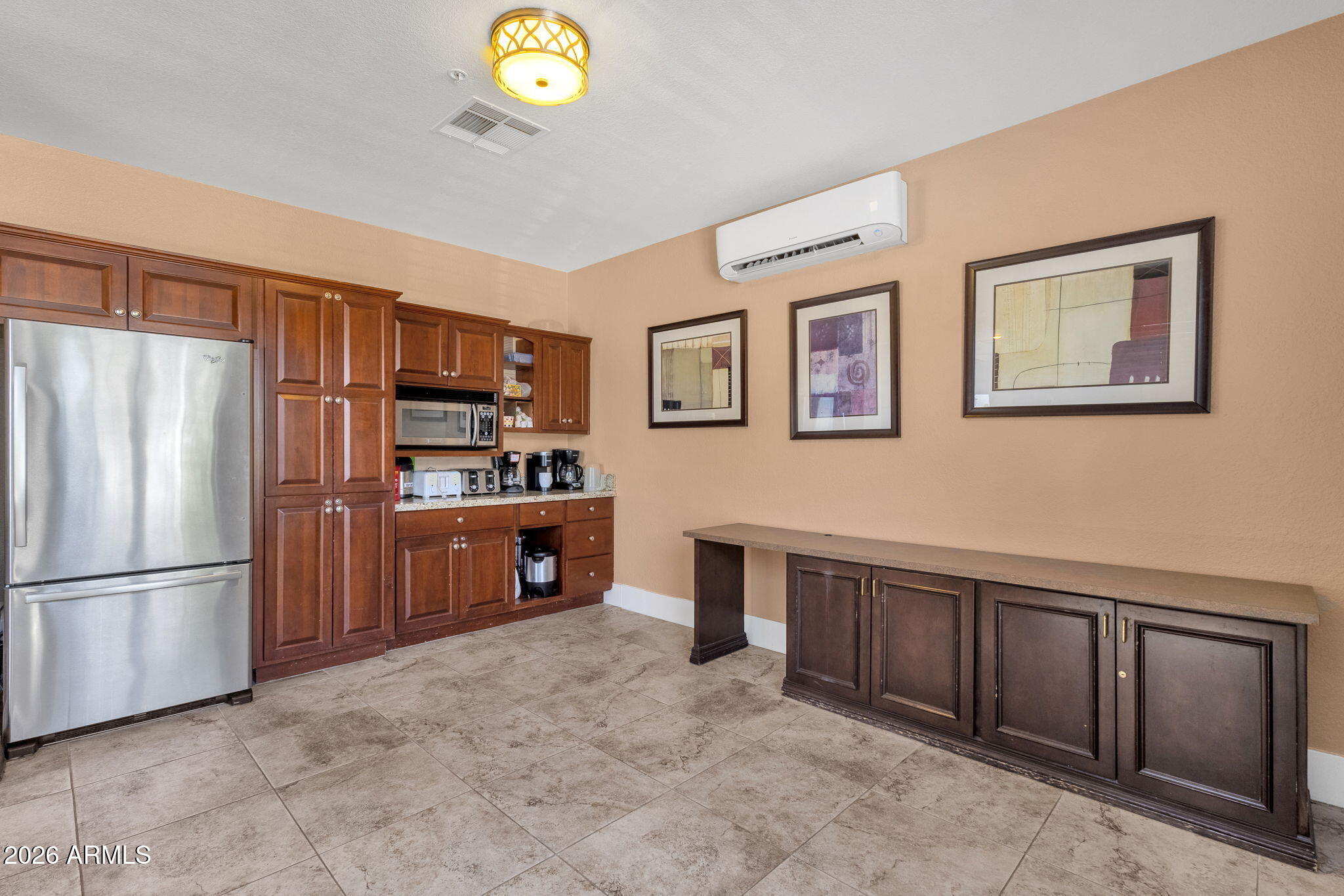 LAKESHORE AT ANDERSEN SPRINGS CONDOMINIUM - Residential