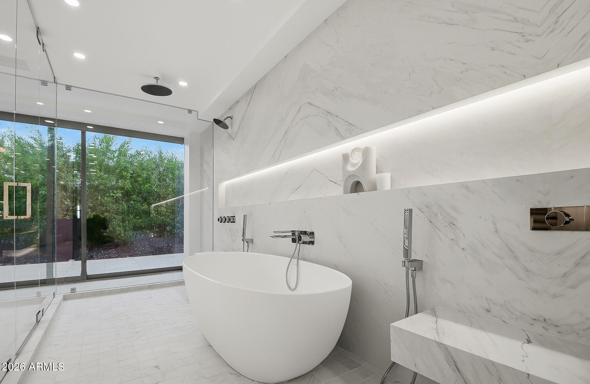 OPTIMA CAMELVIEW VILLAGE - Residential