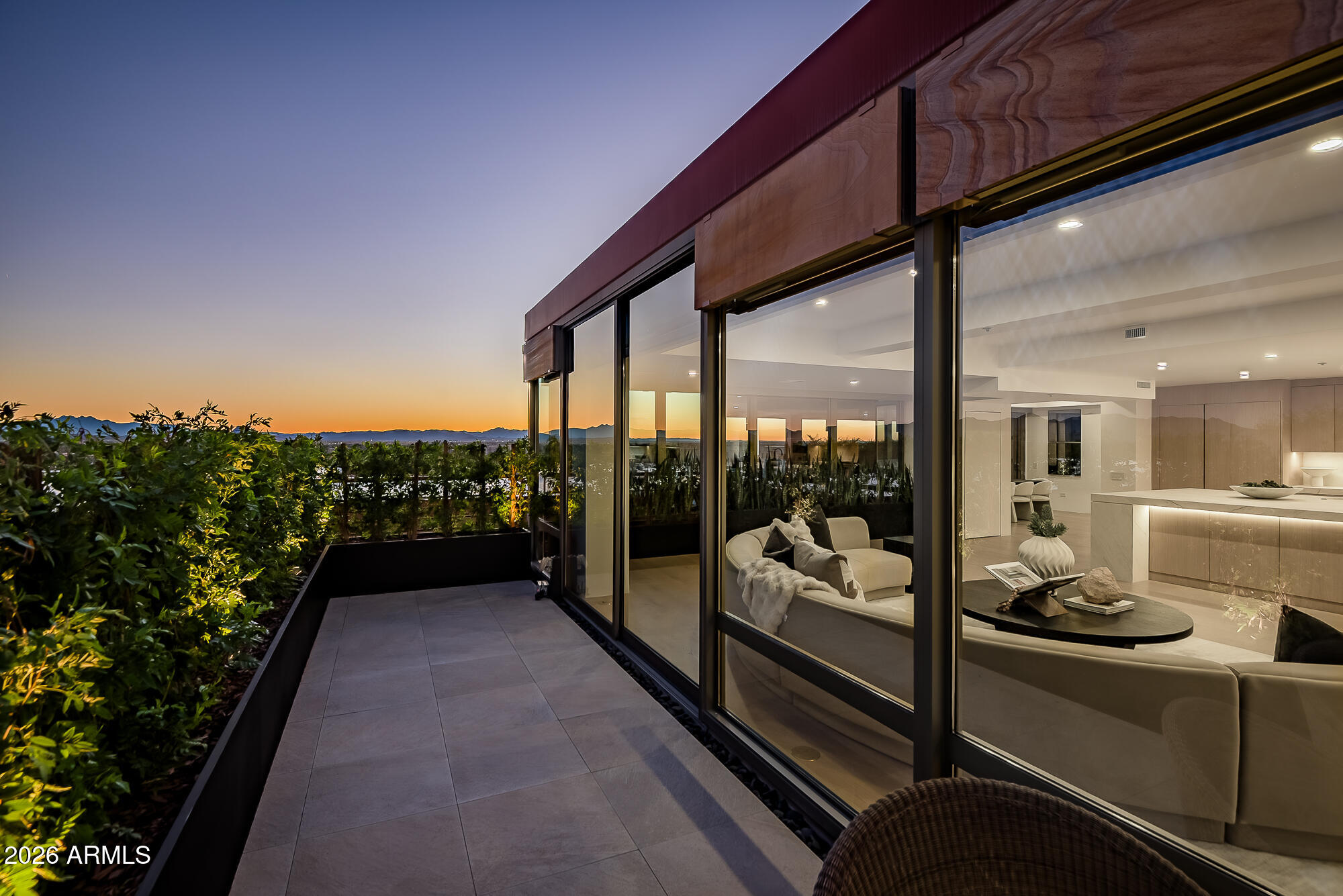 OPTIMA CAMELVIEW VILLAGE - Residential