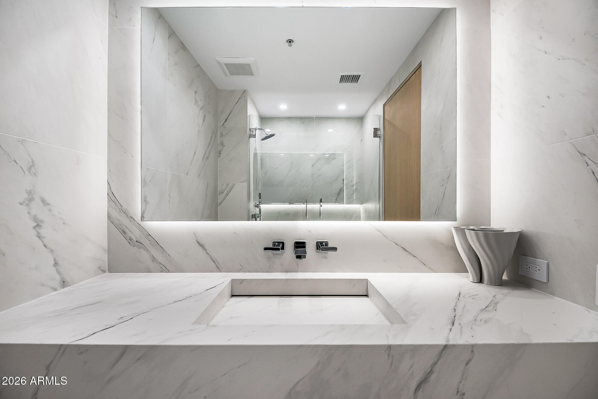 OPTIMA CAMELVIEW VILLAGE - Residential