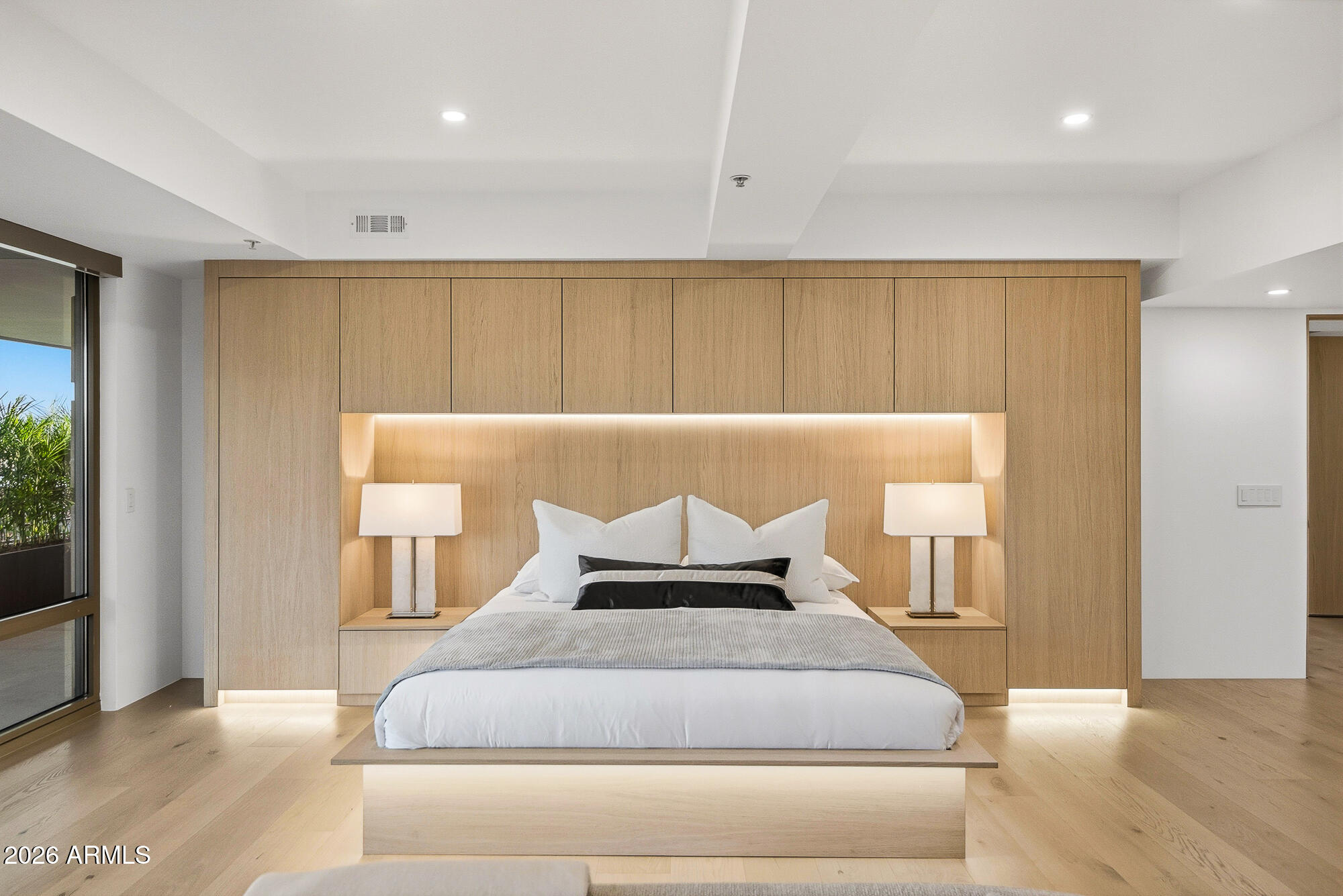 OPTIMA CAMELVIEW VILLAGE - Residential