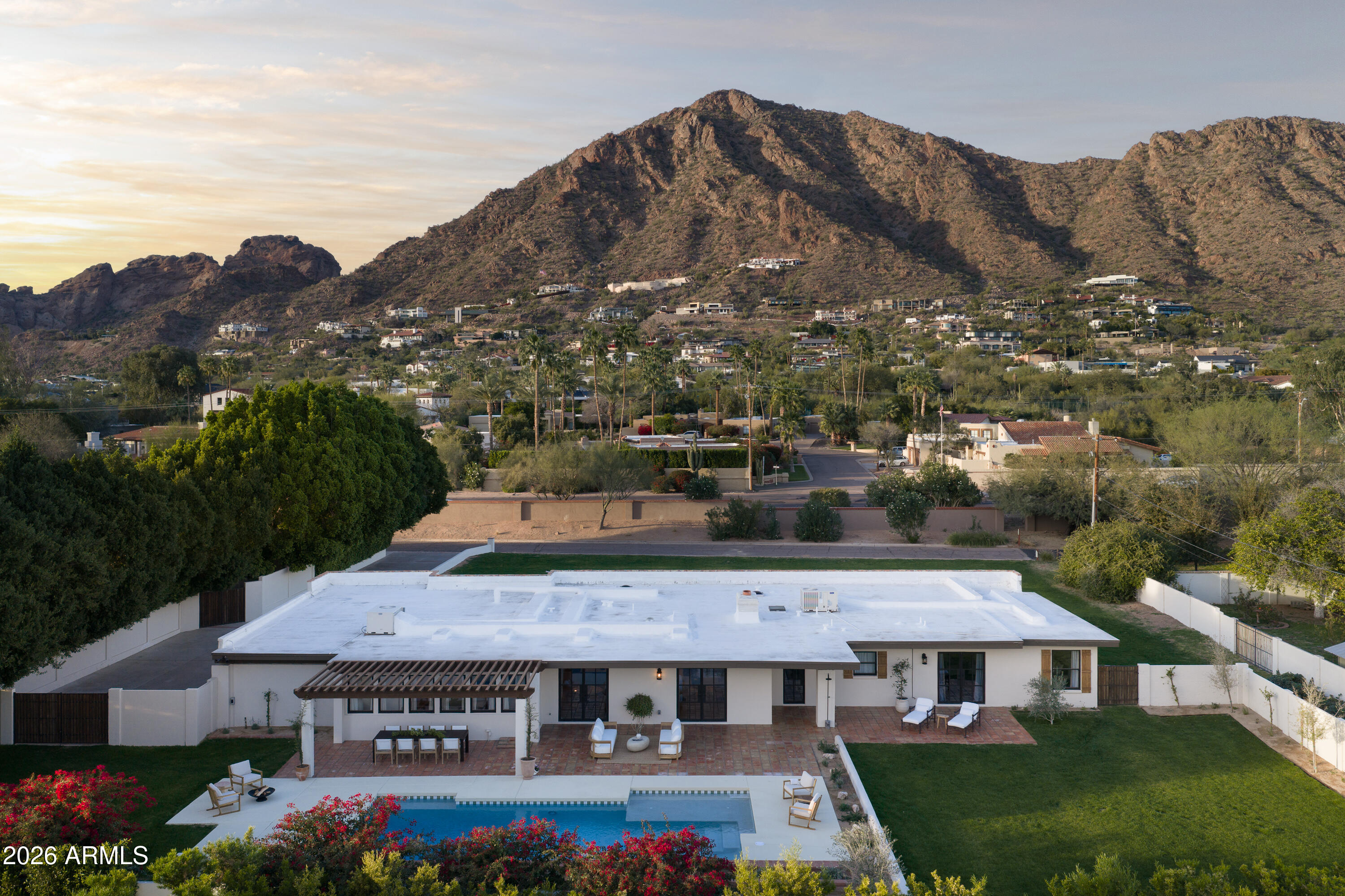 Casa De Camelback - Residential